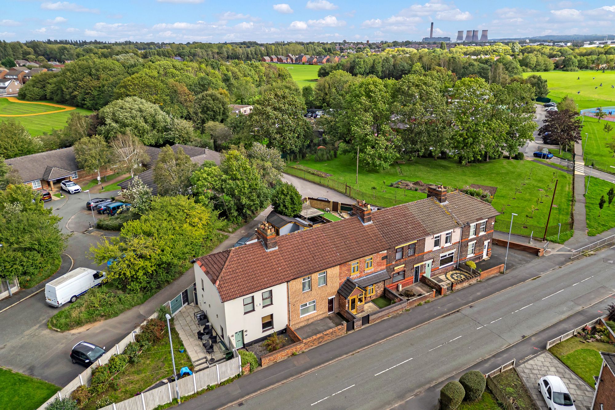 Dundalk Road, Widnes, WA8
