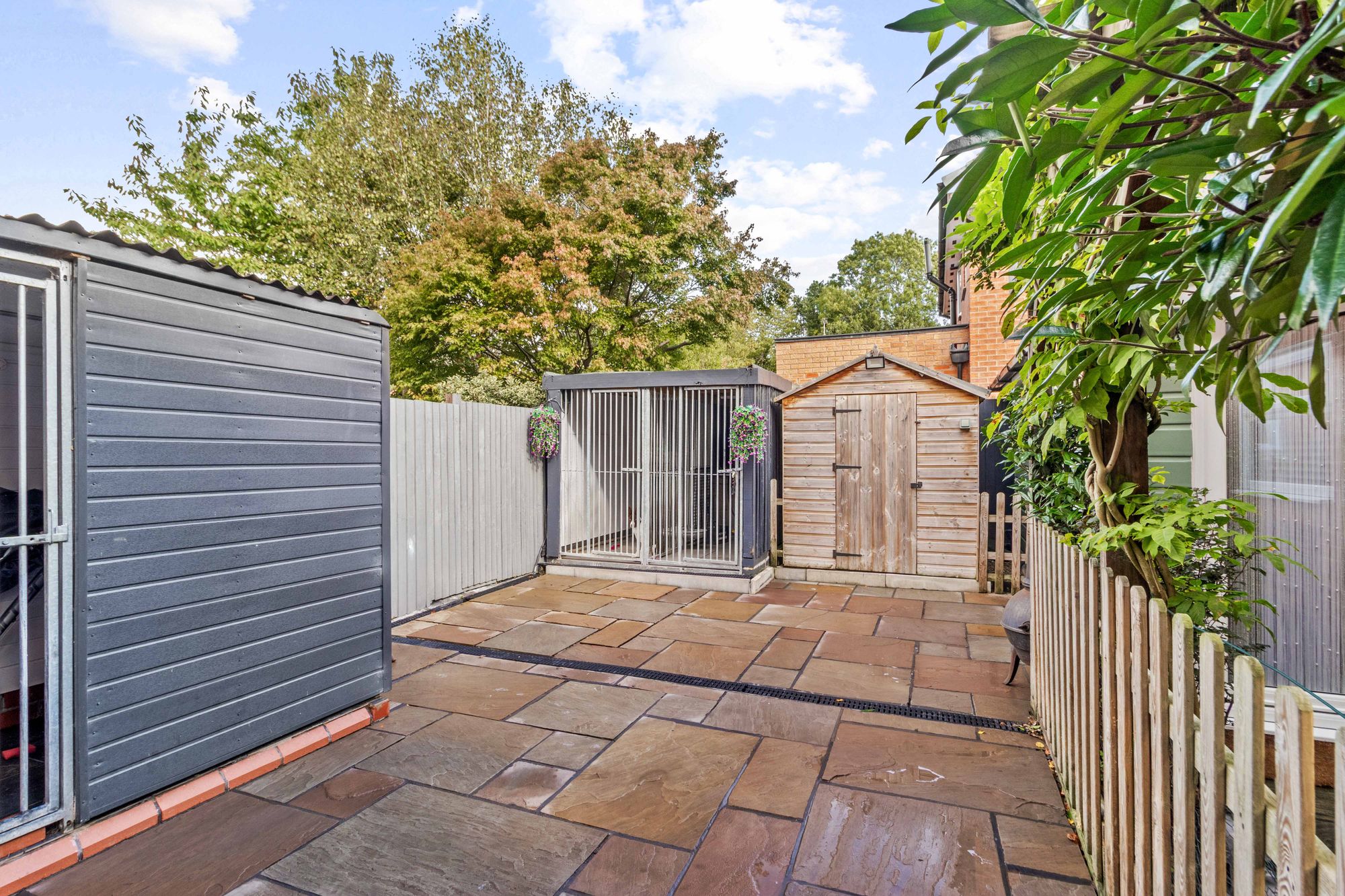 Keckwick Lane, Daresbury, WA4