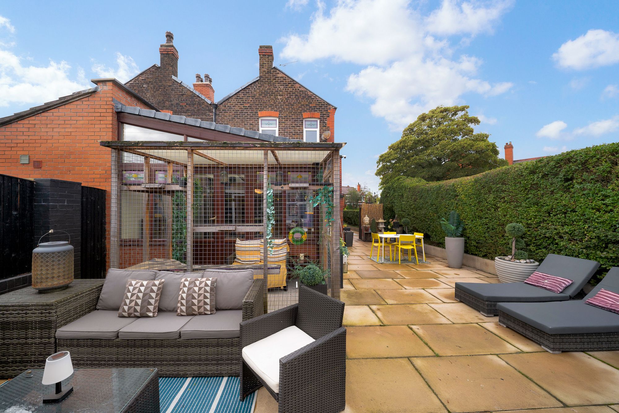 Birchfield Road, Widnes, WA8