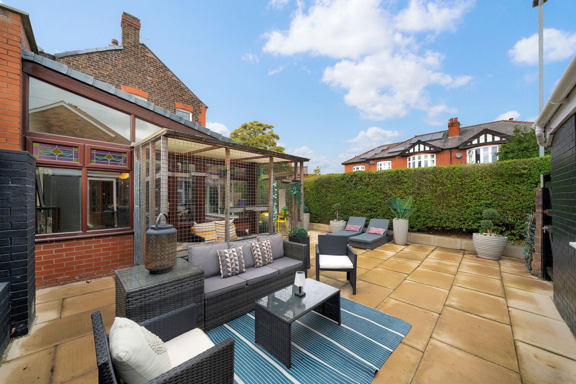 Birchfield Road, Widnes, WA8