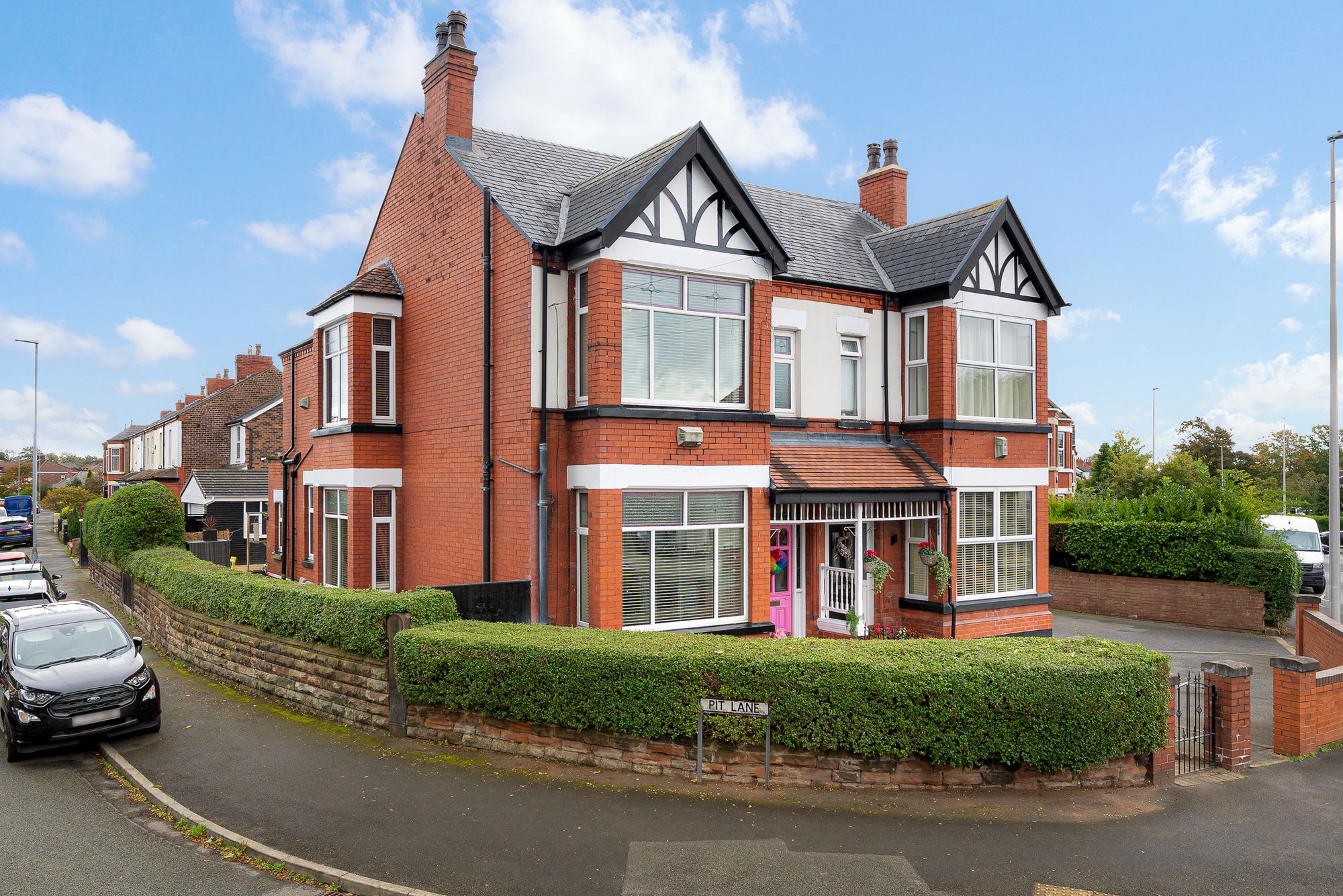 Birchfield Road, Widnes, WA8