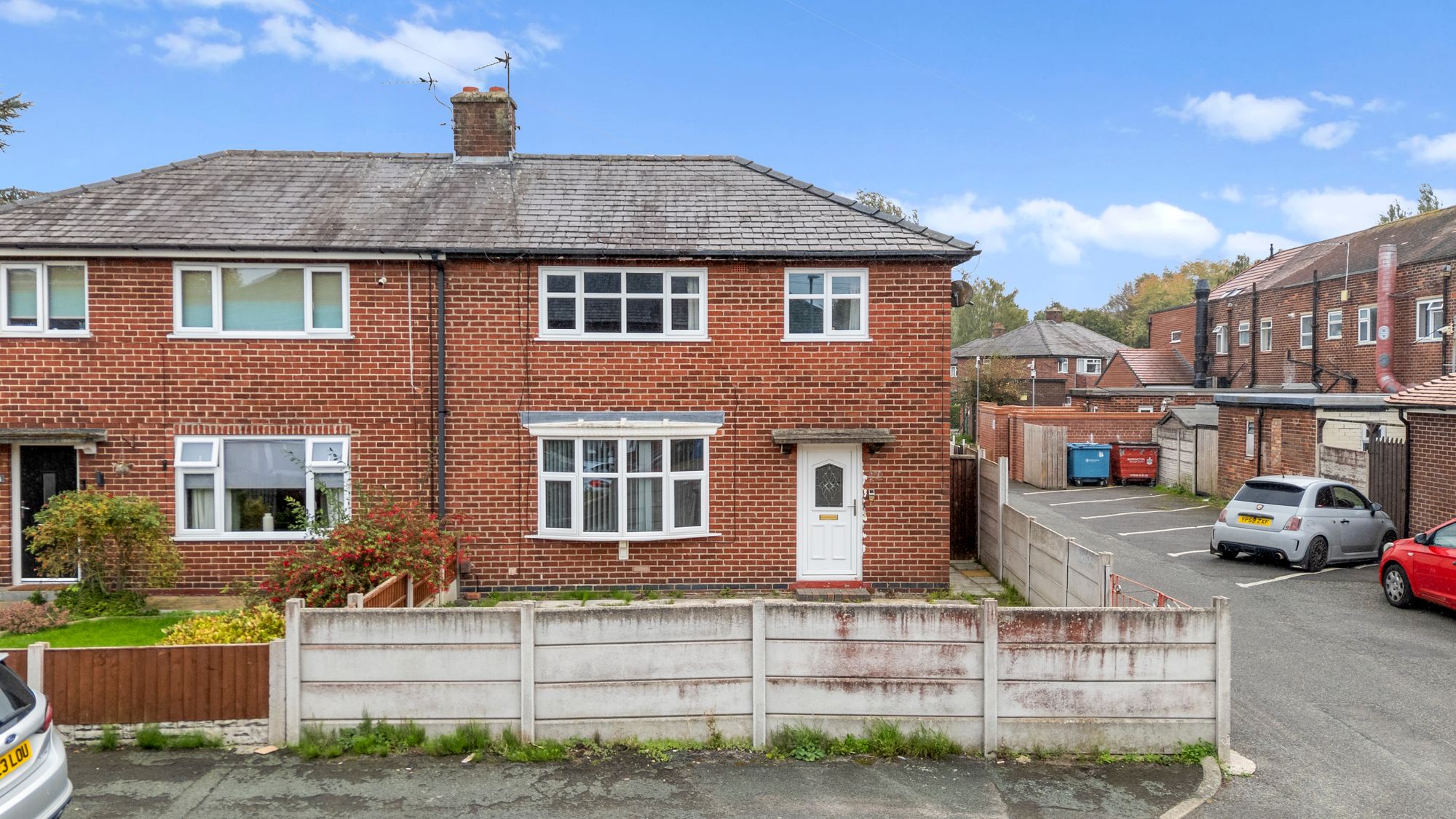 Harding Avenue, Warrington, WA2