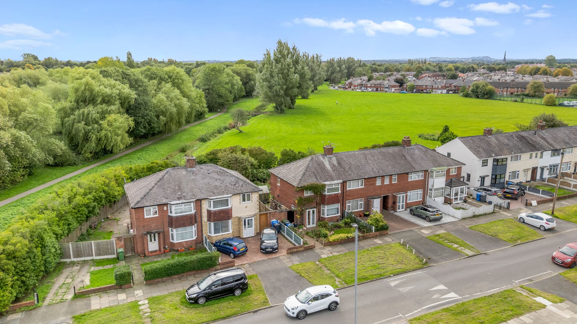 Capesthorne Road, Warrington, WA2