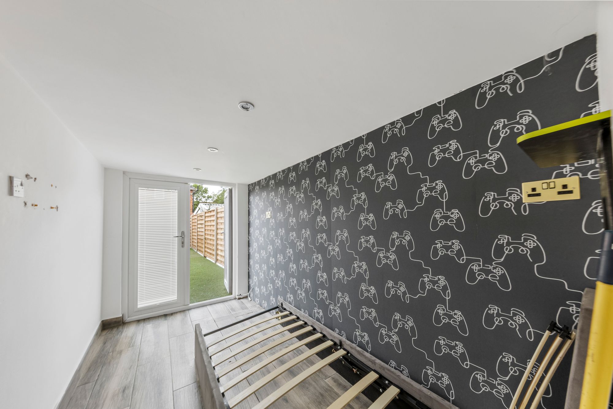 Capesthorne Road, Warrington, WA2