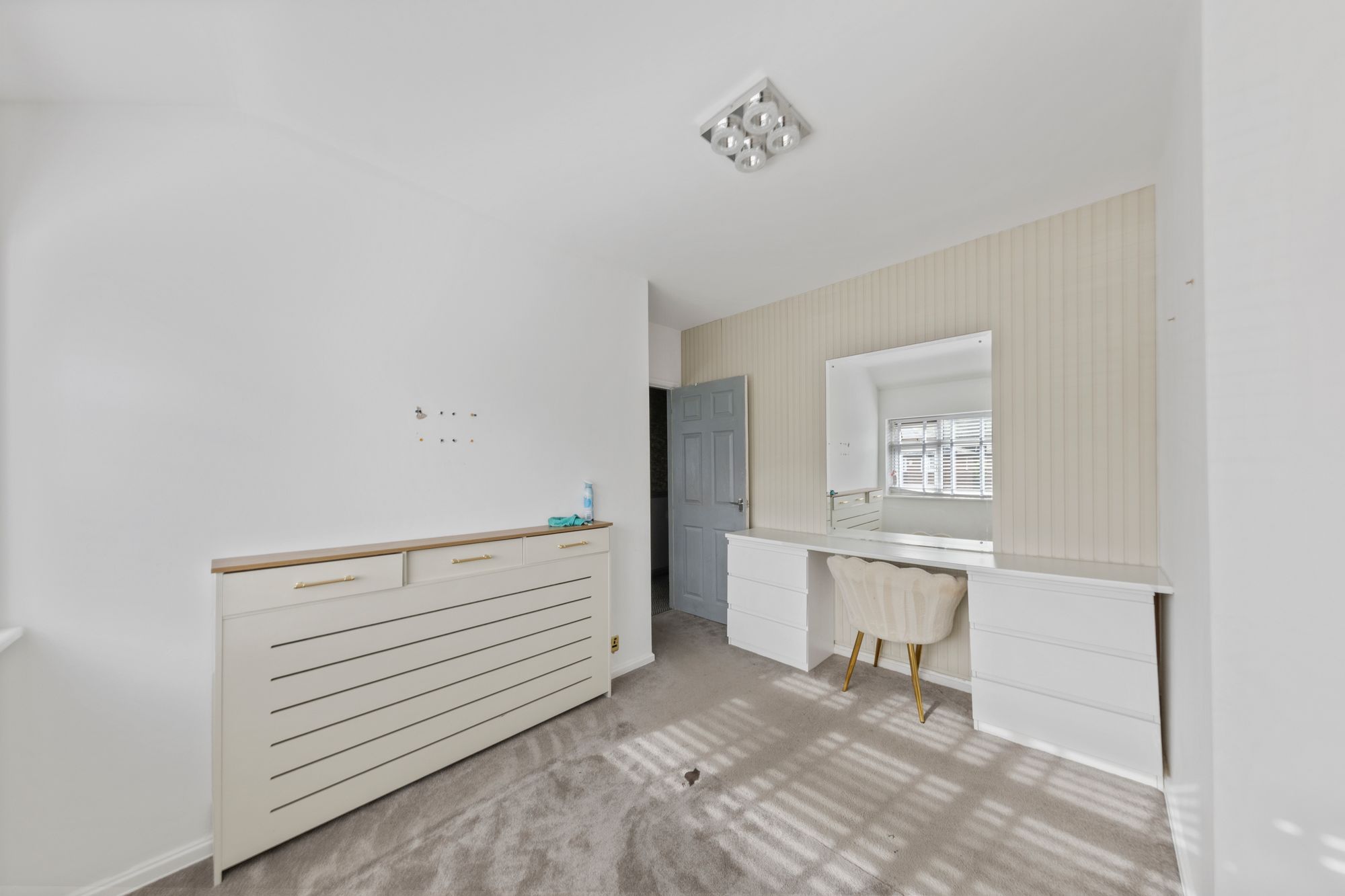 Capesthorne Road, Warrington, WA2