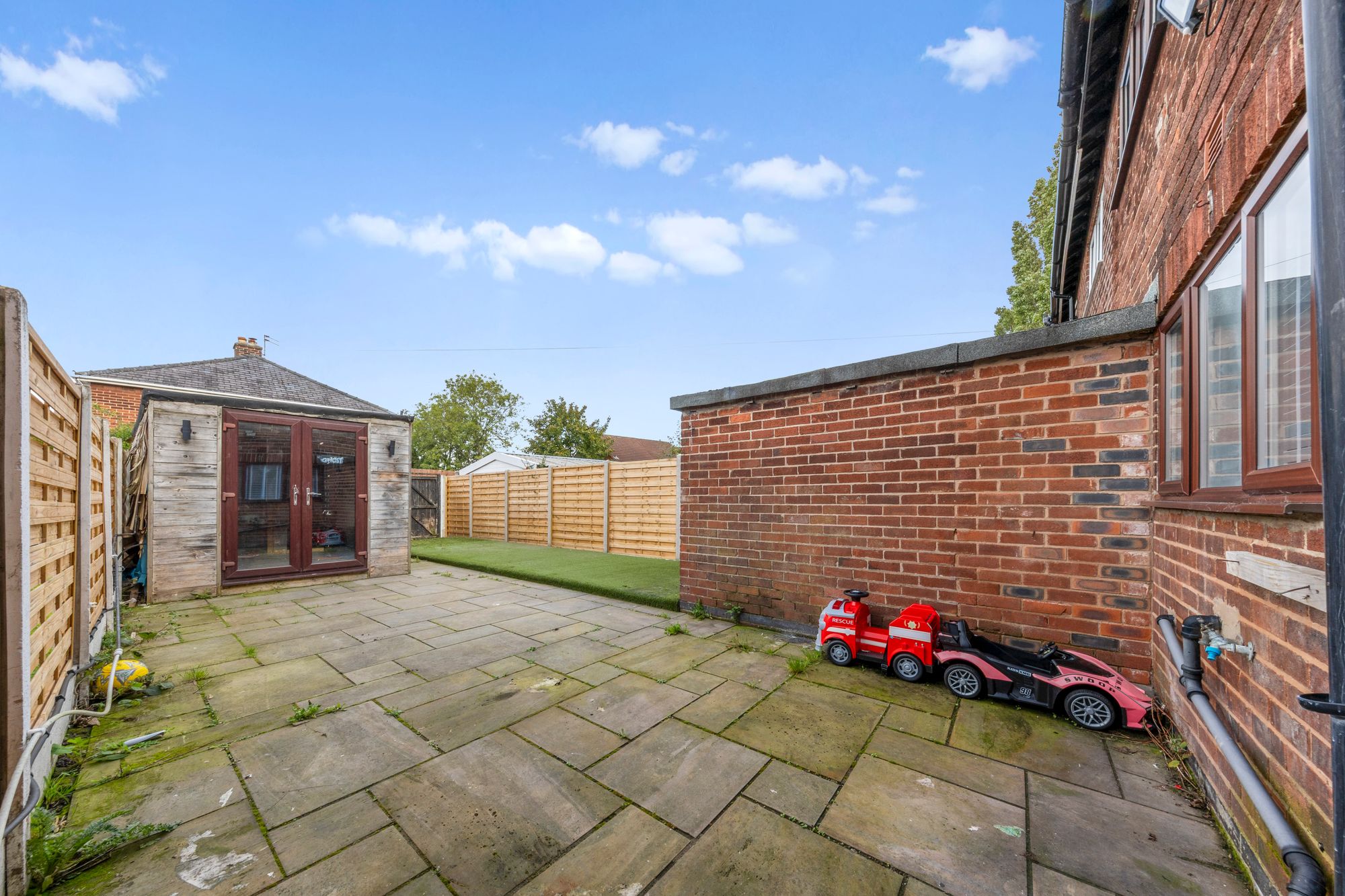 Capesthorne Road, Warrington, WA2