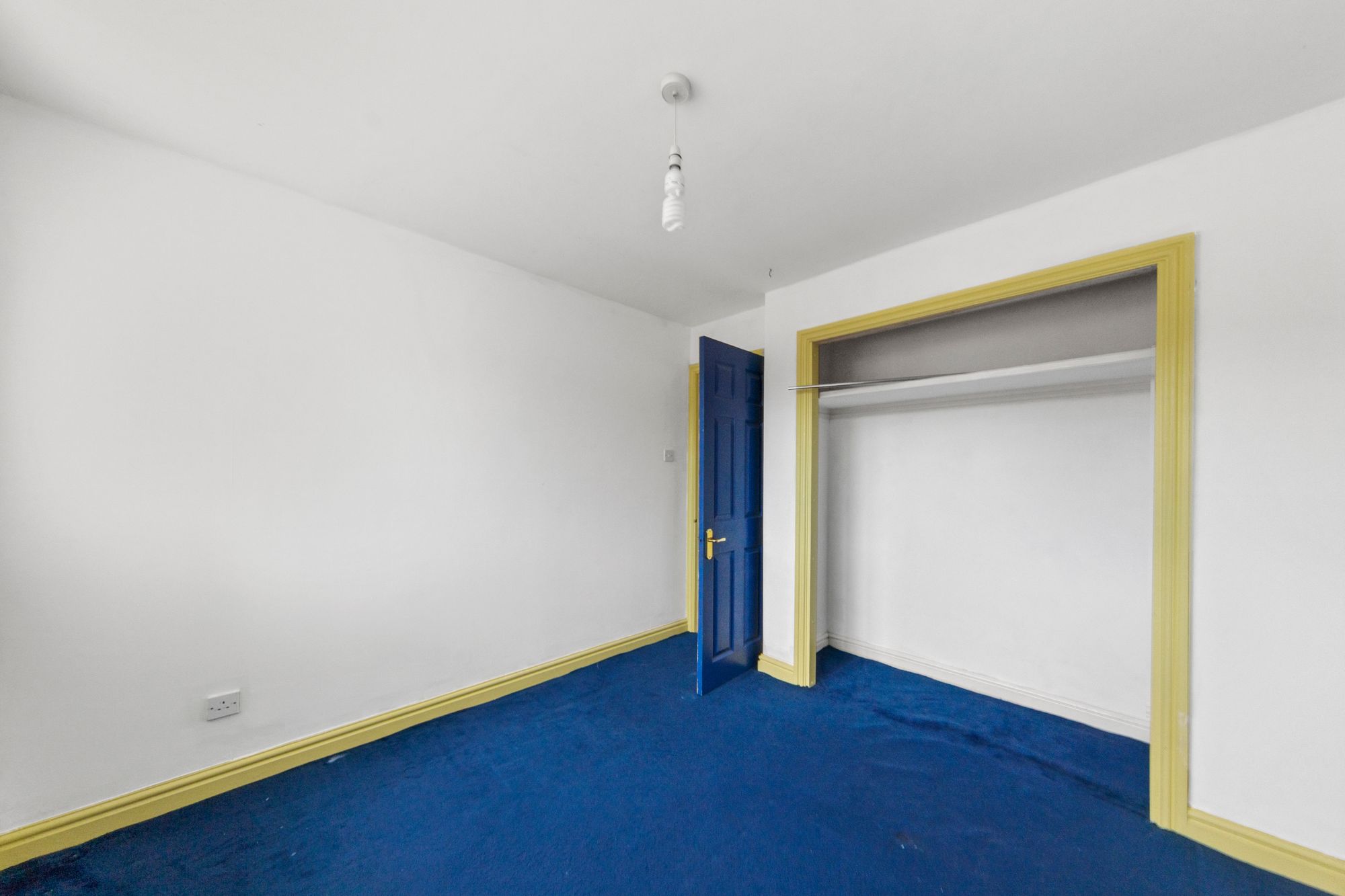 St. Andrews Close, Fearnhead, WA2