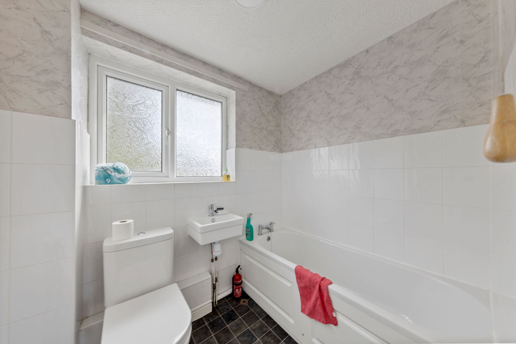 St. Andrews Close, Fearnhead, WA2