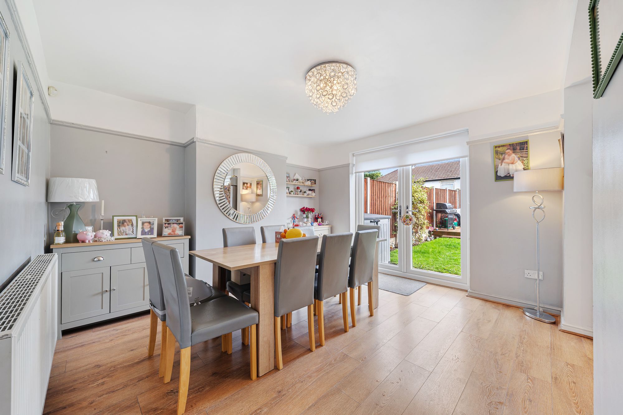 Dovecot Avenue, Liverpool, L14