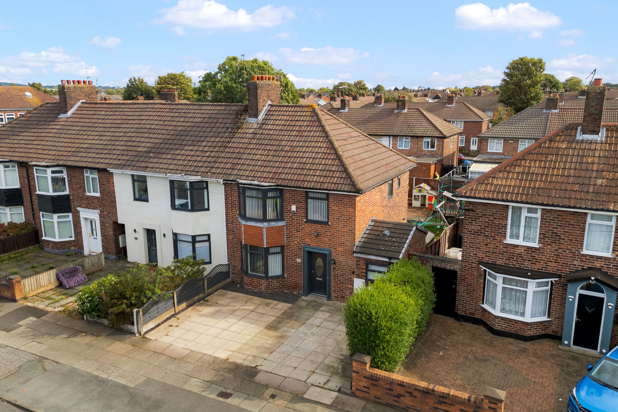 Dovecot Avenue, Liverpool, L14