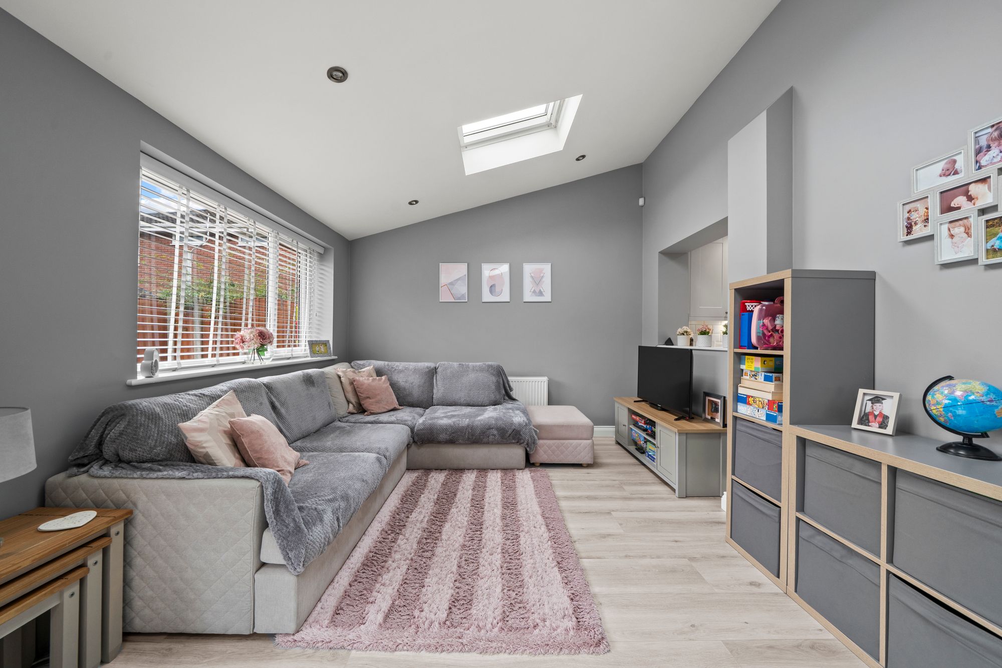Gresford Close, Callands, WA5