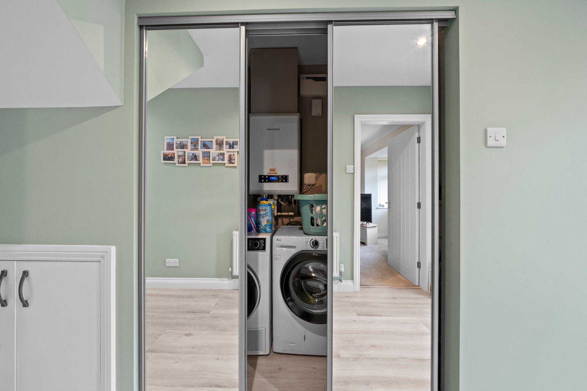 Gresford Close, Callands, WA5