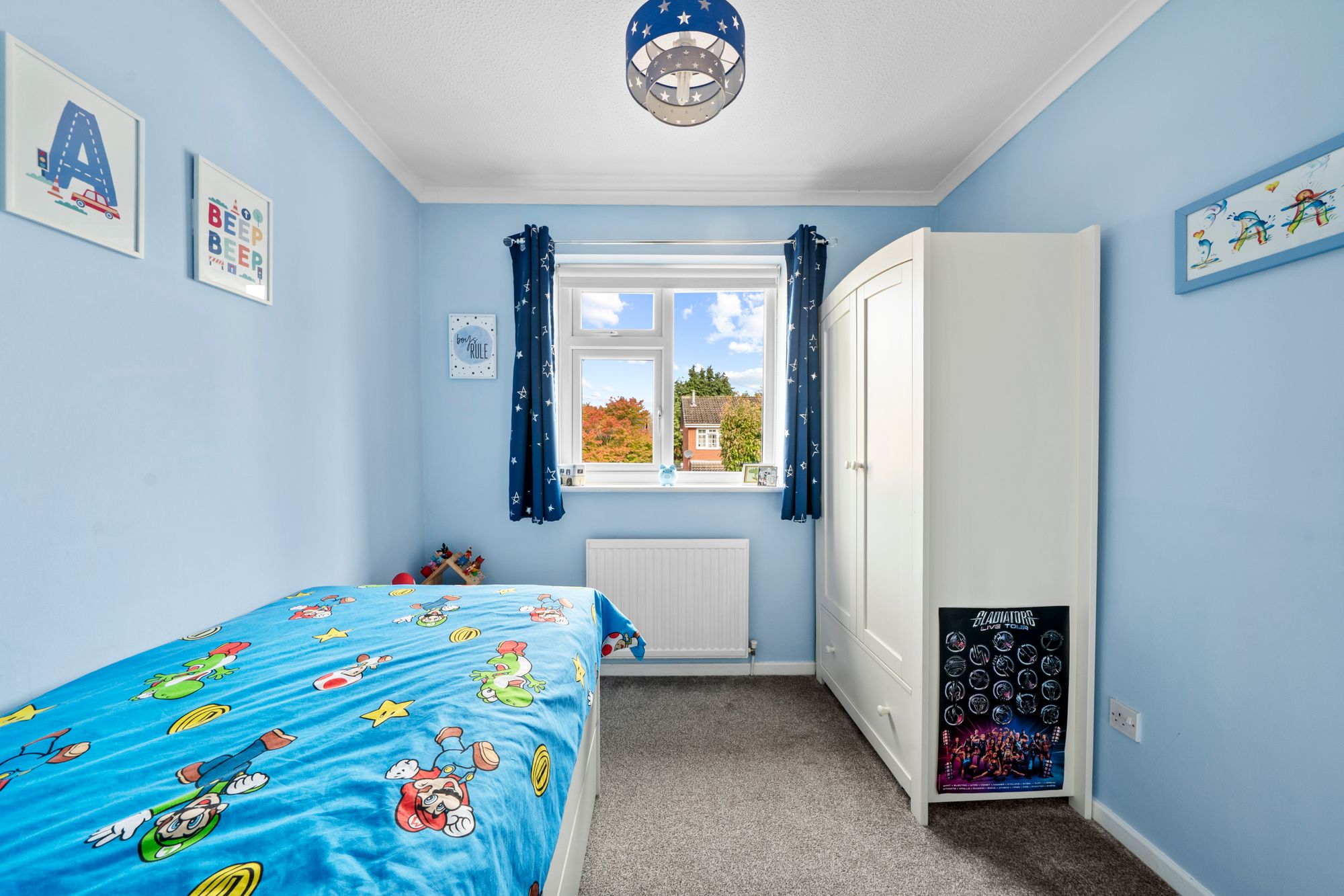 Gresford Close, Callands, WA5