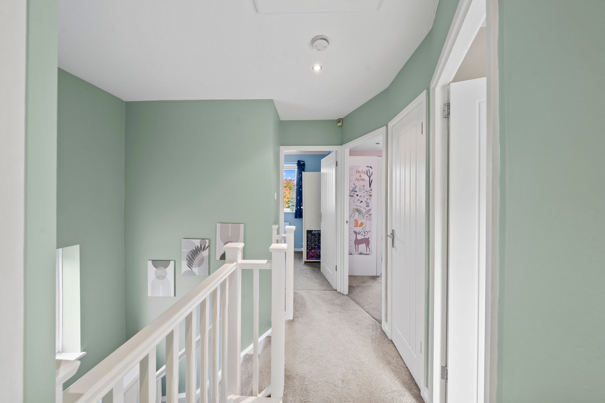 Gresford Close, Callands, WA5