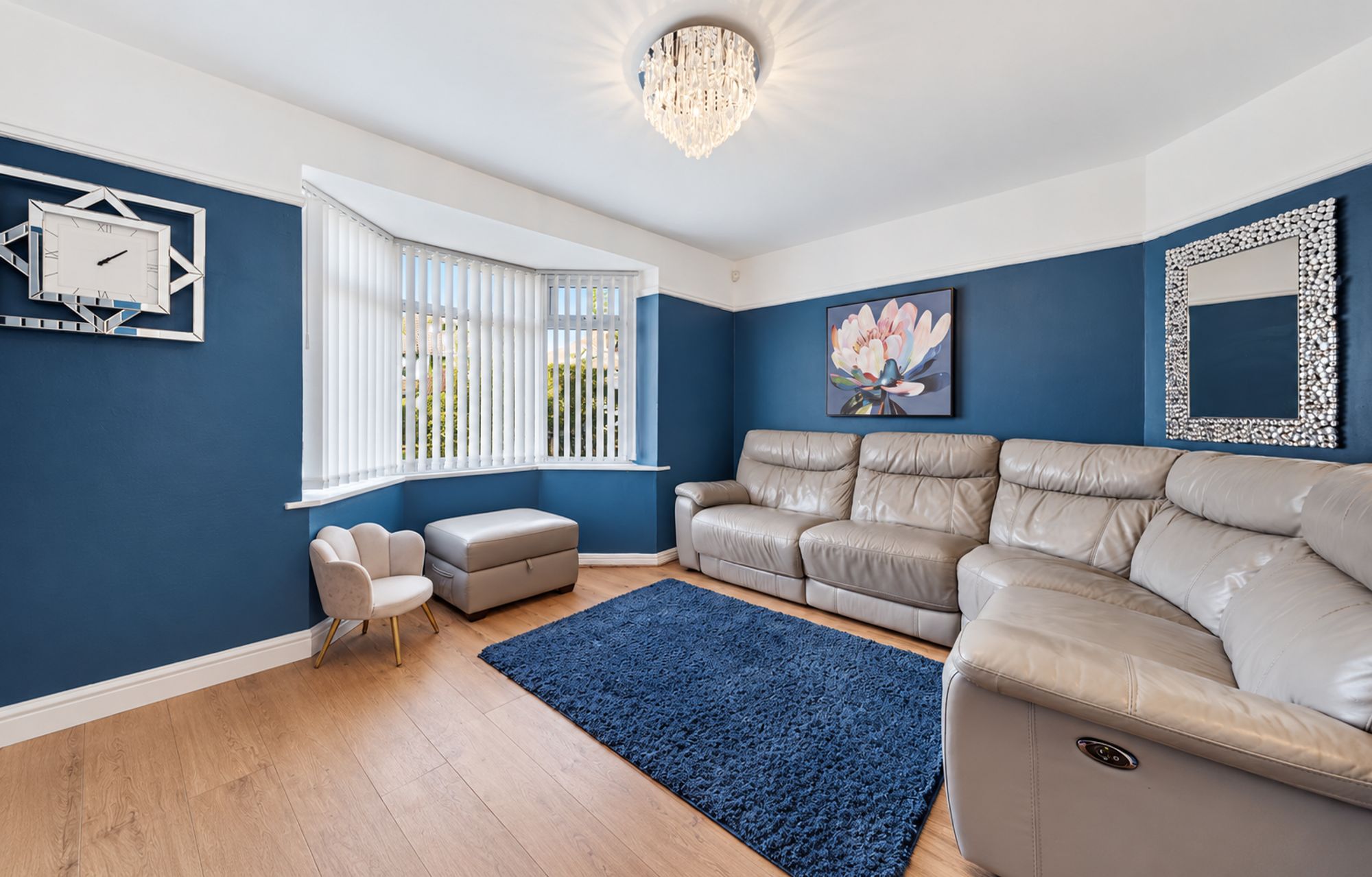 Dovecot Avenue, Liverpool, L14