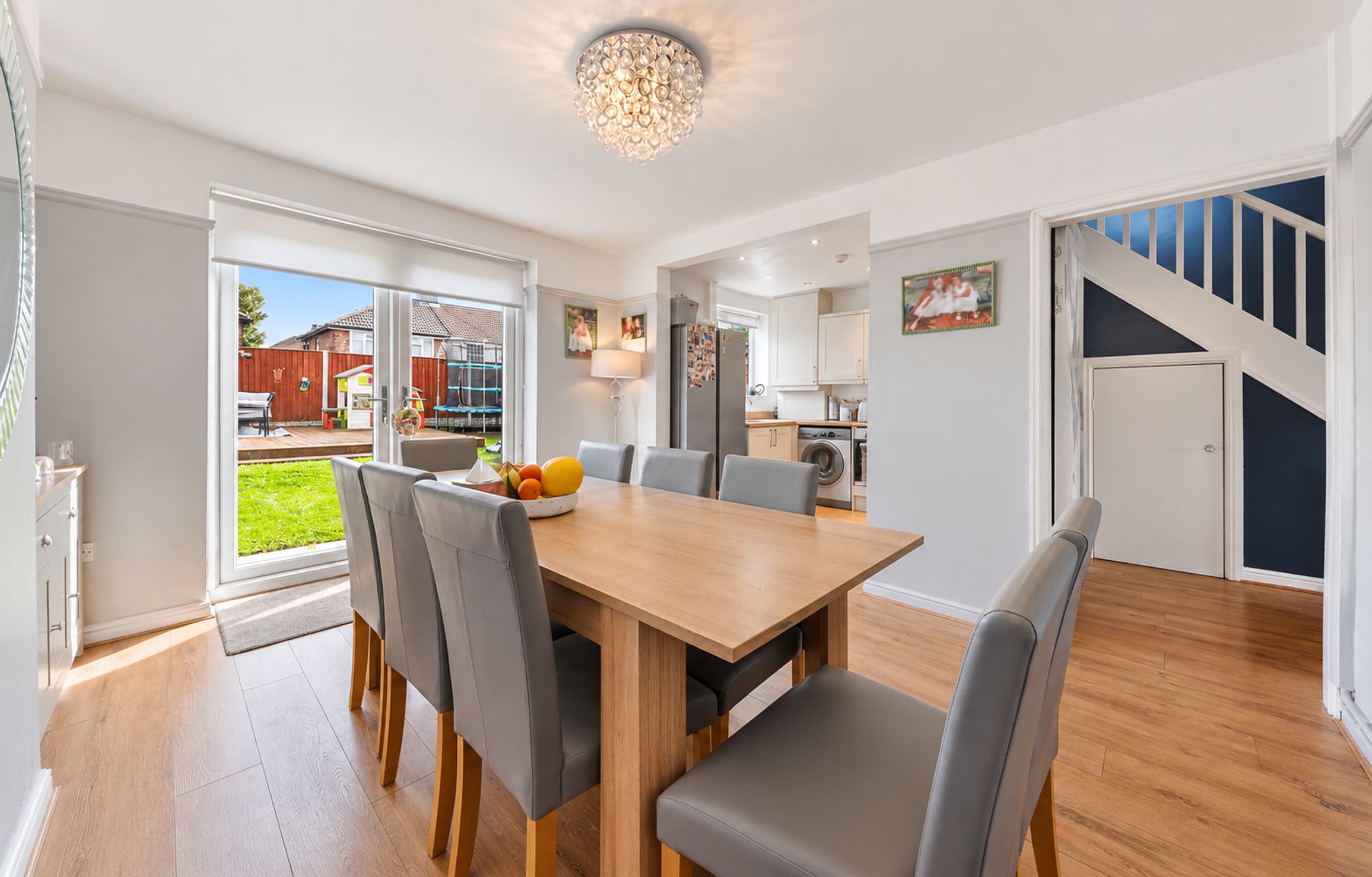 Dovecot Avenue, Liverpool, L14