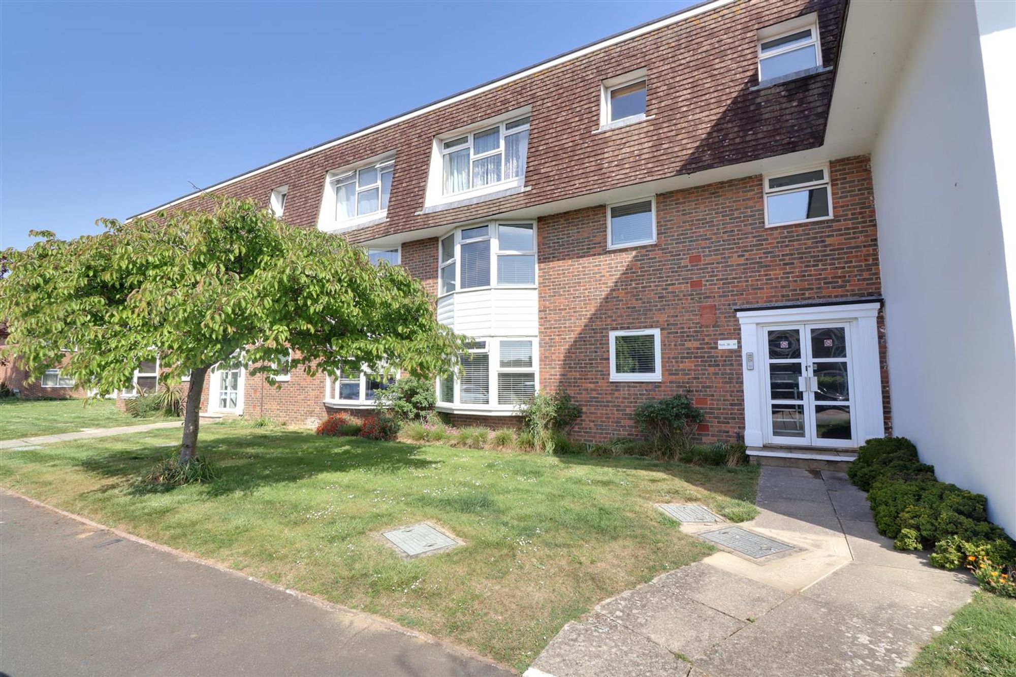 Flat | 36 Greystone Avenue, Worthing, BN13 1LR | For Sale