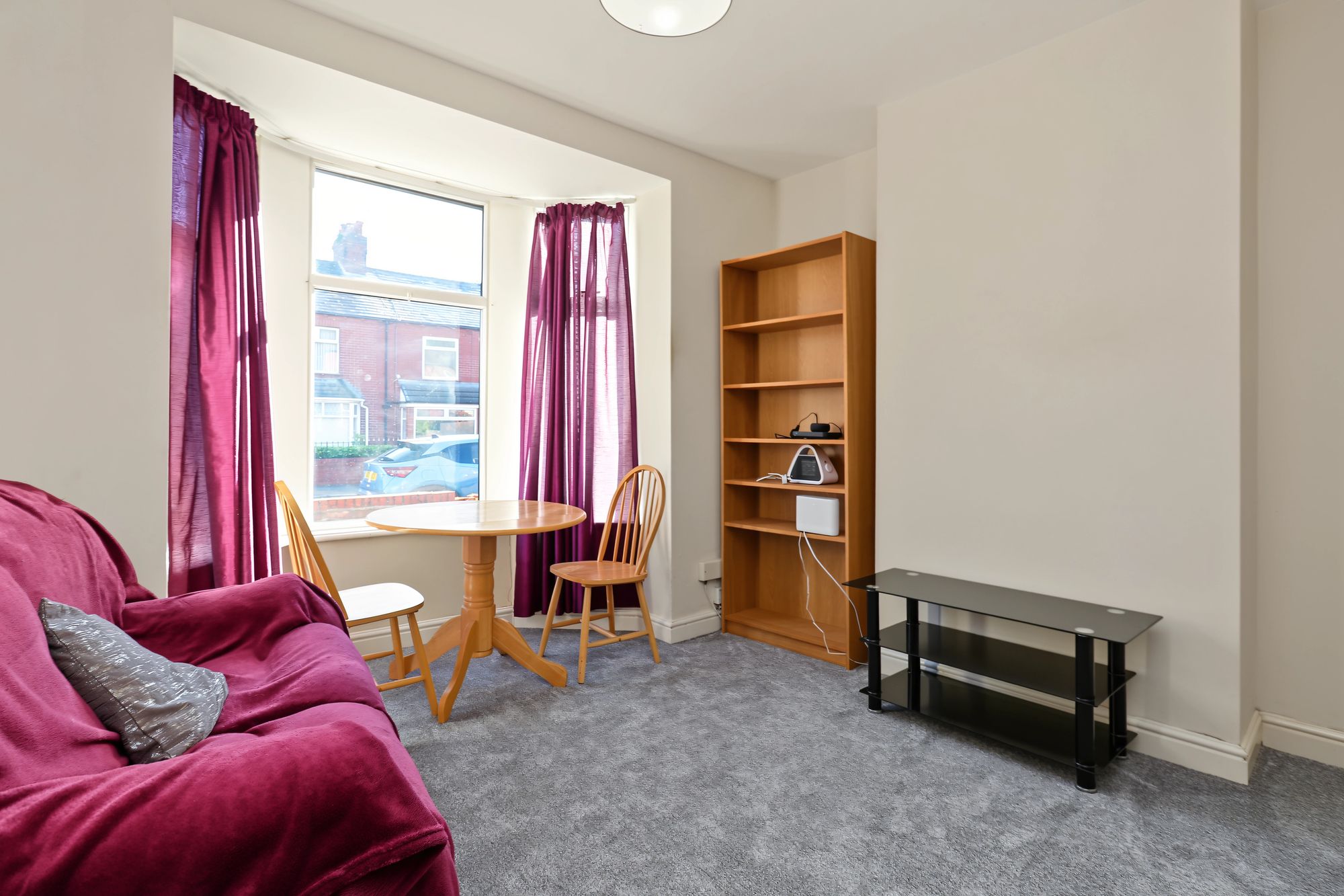 Grange Park Road, St. Helens, WA10