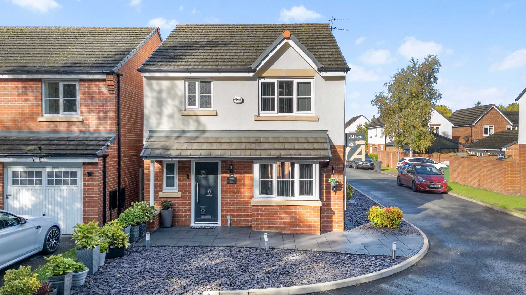Doulton Close, Warrington, WA4