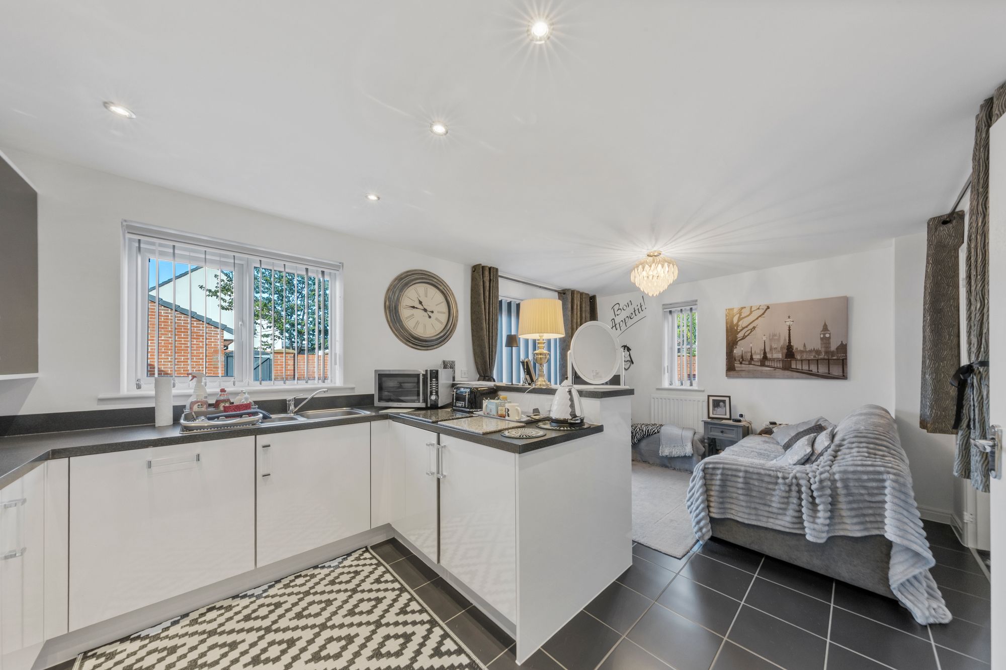 Doulton Close, Warrington, WA4
