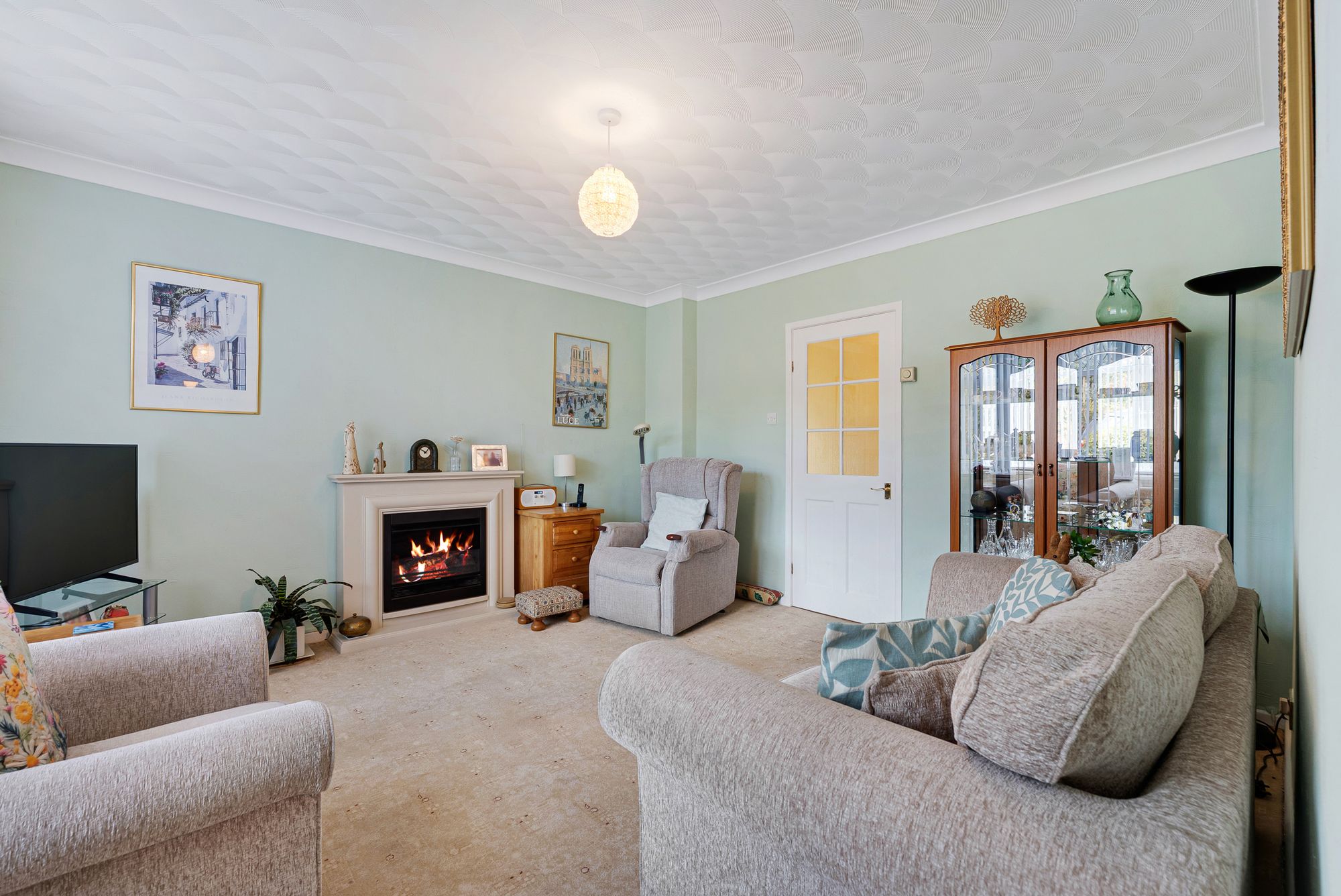 Cedar Avenue, Sutton Weaver, WA7