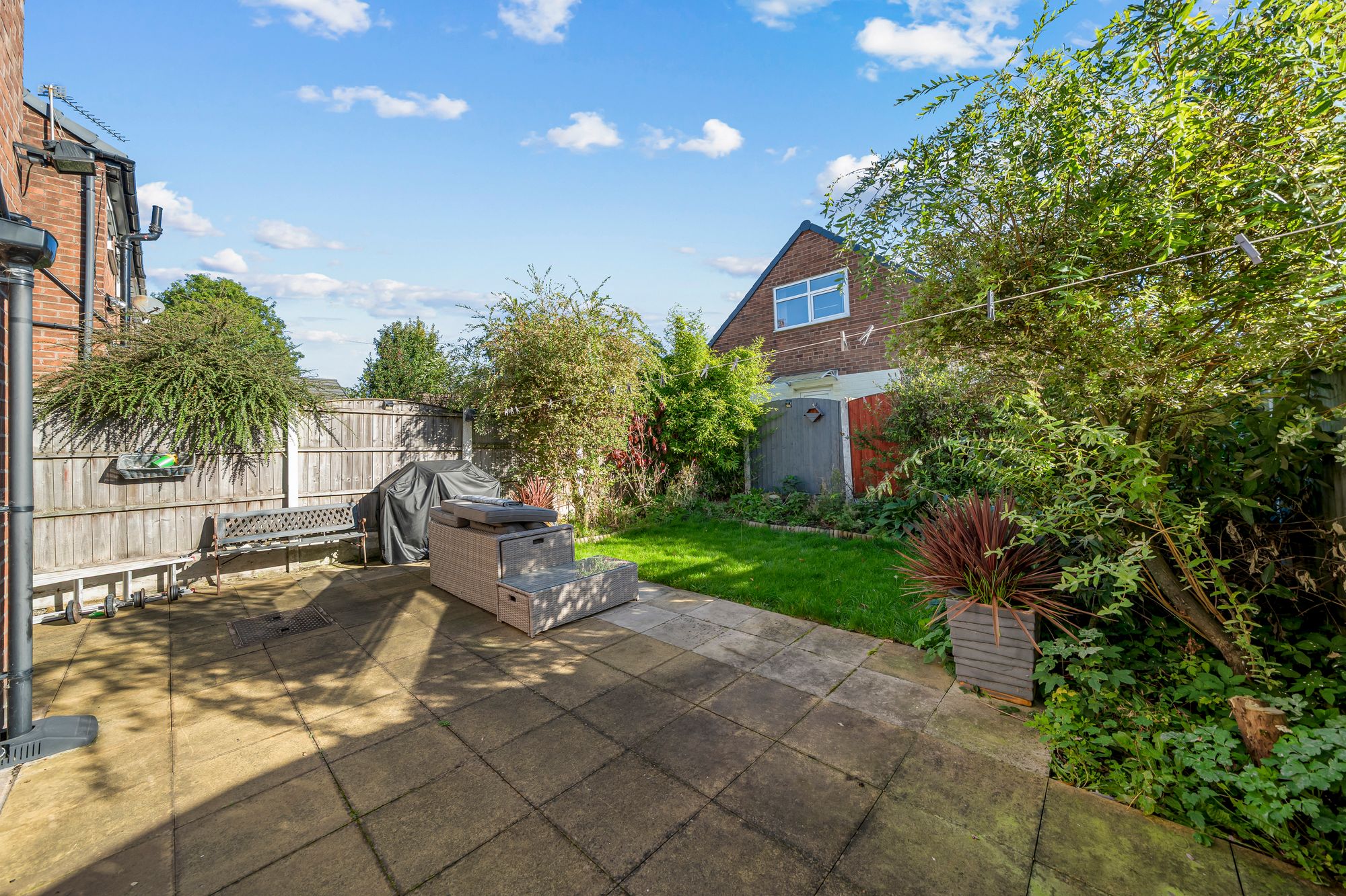 Hillside Grove, Penketh, WA5