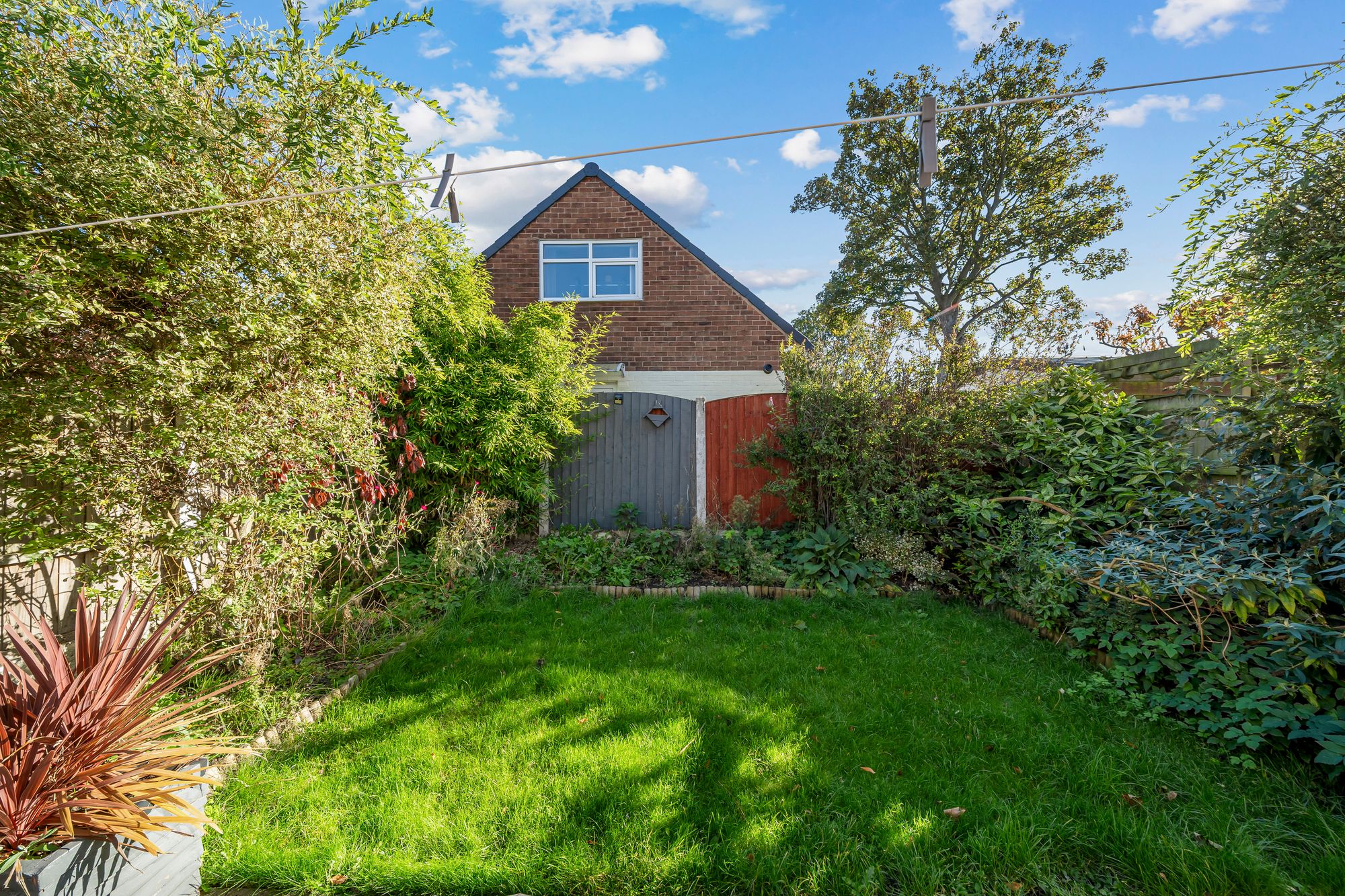 Hillside Grove, Penketh, WA5