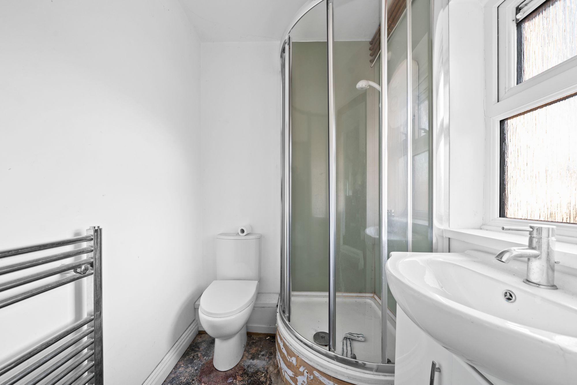 Radcliffe Avenue, Culcheth, WA3