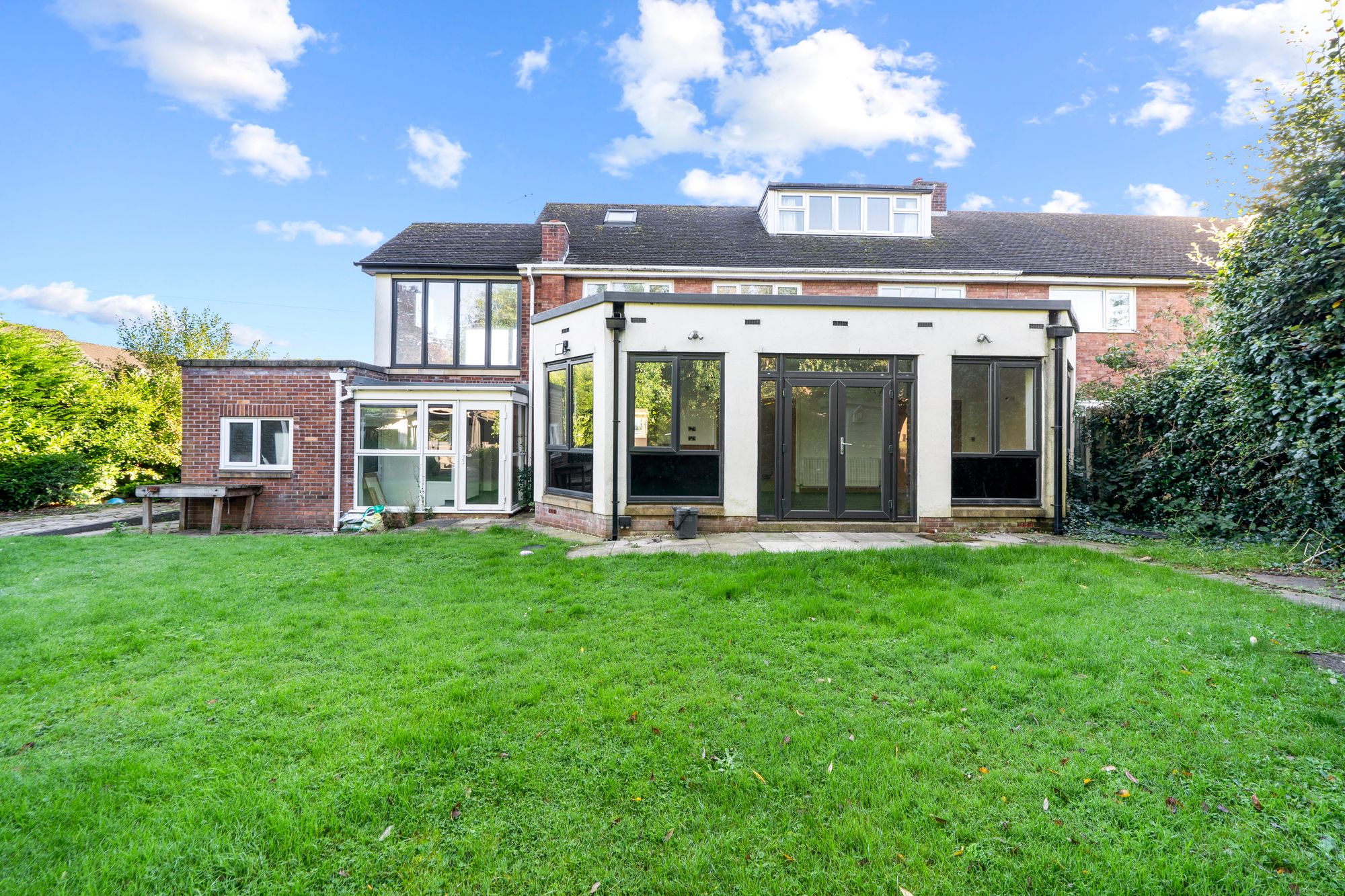 Radcliffe Avenue, Culcheth, WA3
