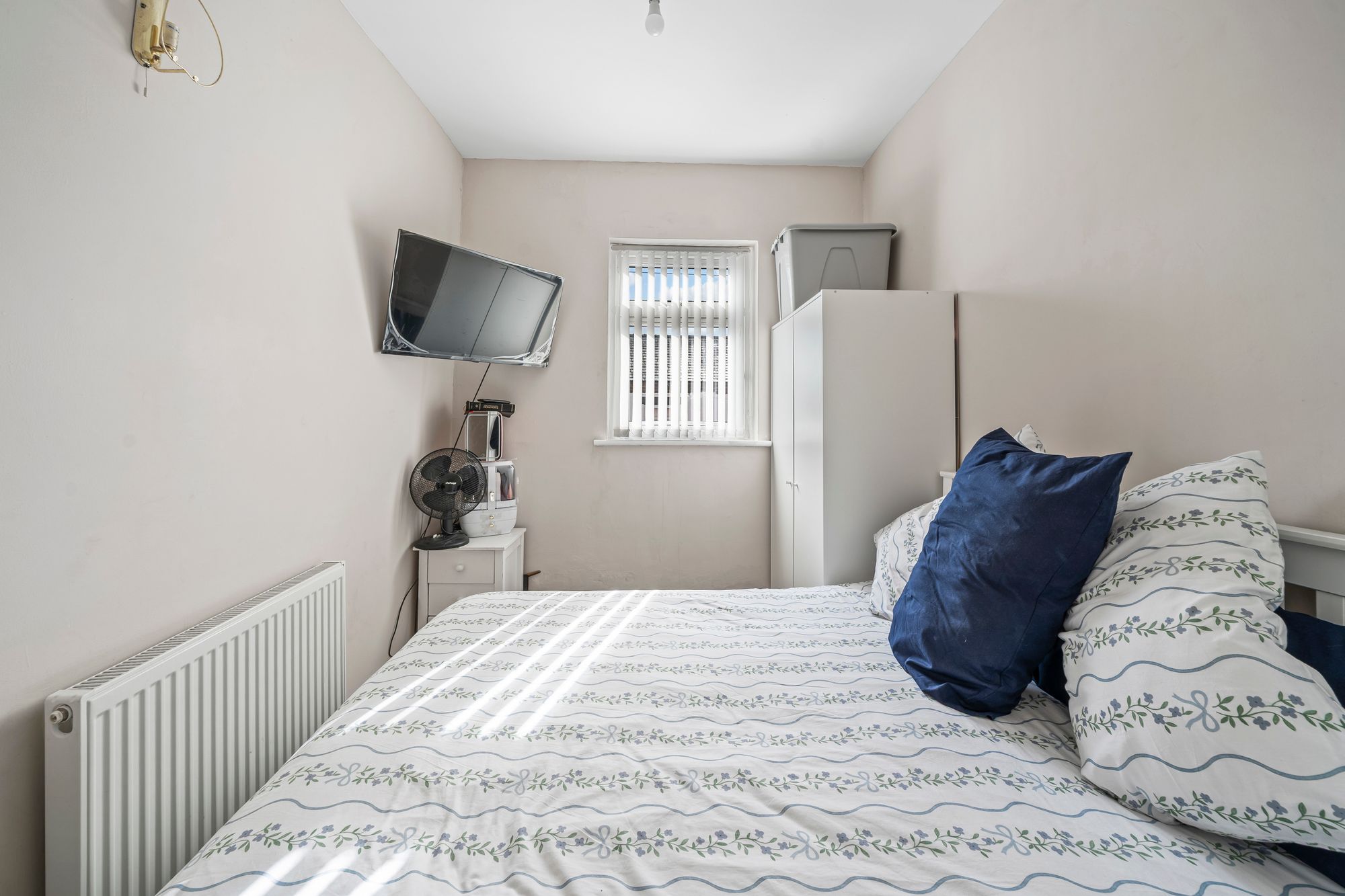 Isherwood Street, Leigh, WN7
