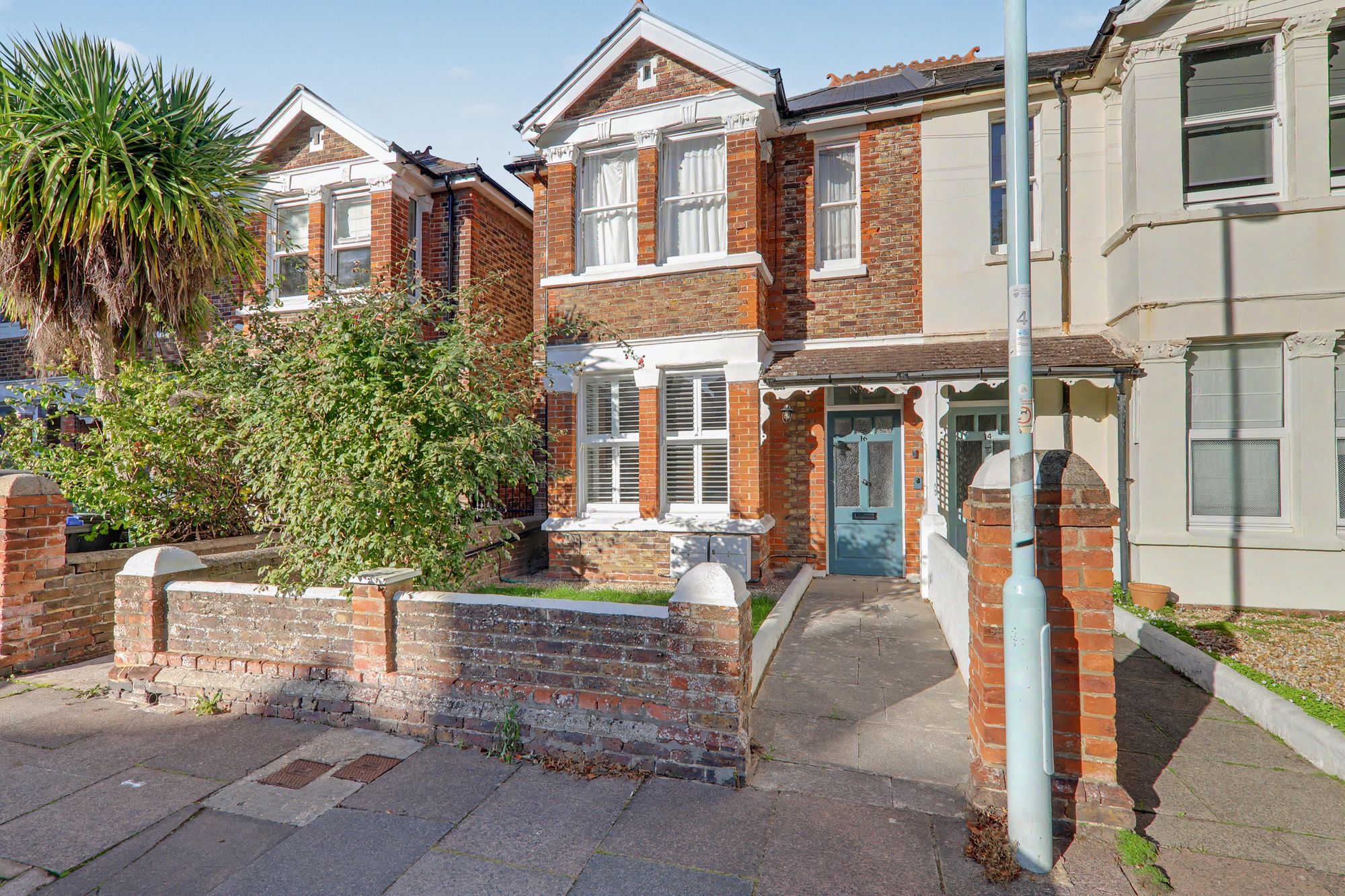 Flat | 16 Browning Road, Worthing, BN11 4NS | Sold - Subject to Contract