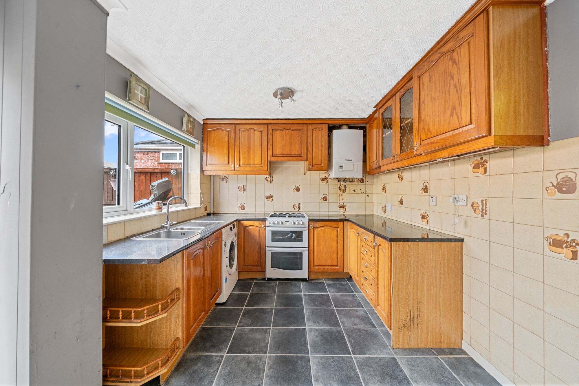 Peterhouse Walk, Ashton-In-Makerfield, WN4