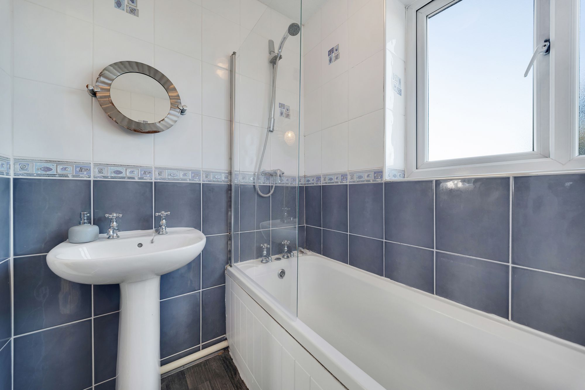 Lilac Avenue, Widnes, WA8