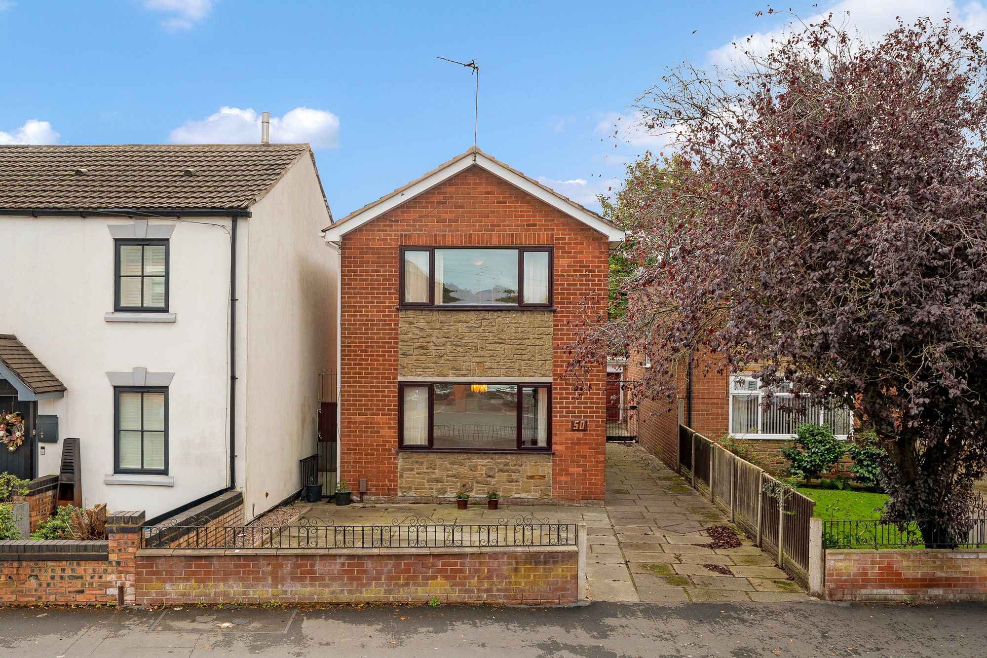 Highfield Road, Widnes, WA8