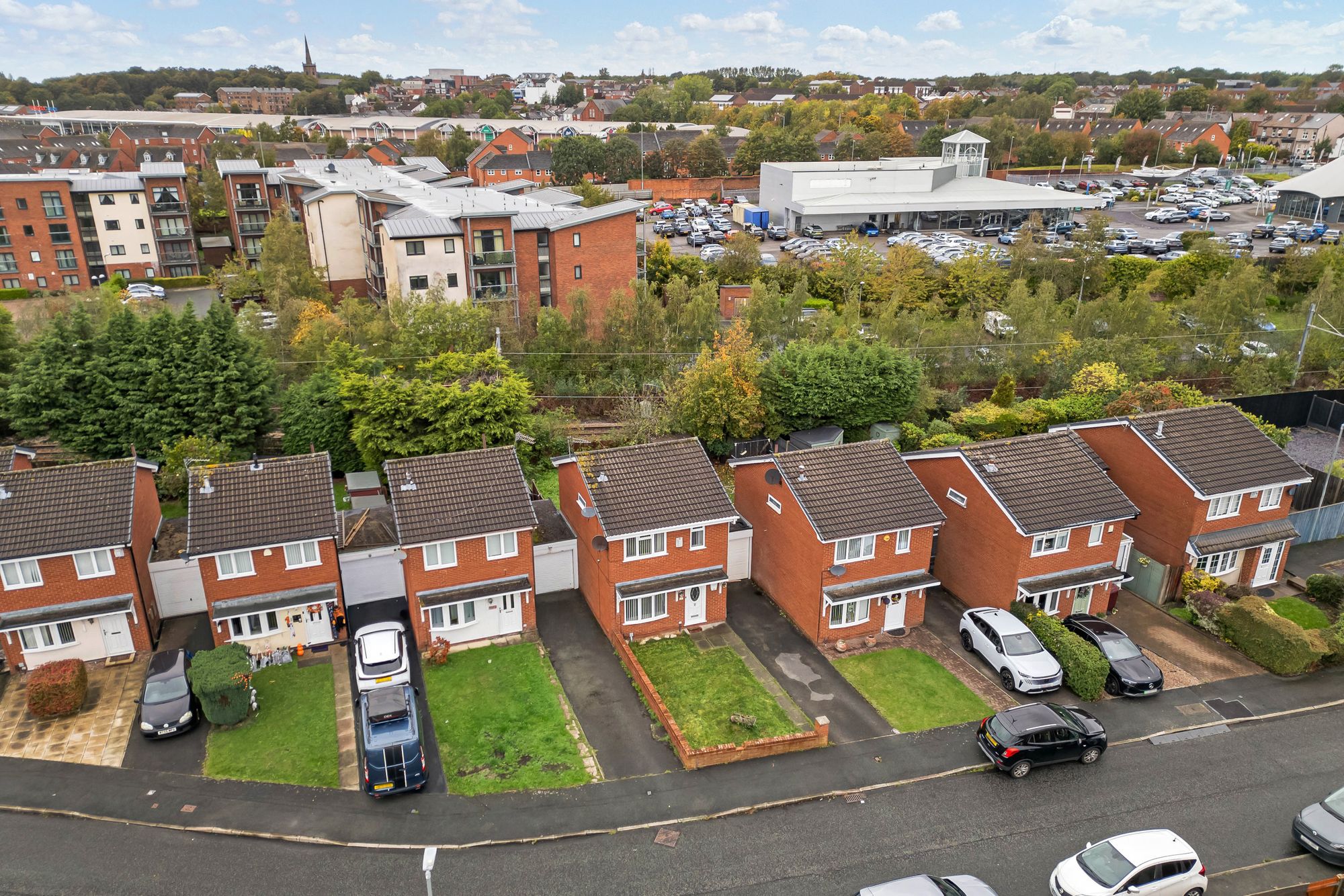 Case Grove, Prescot, L35