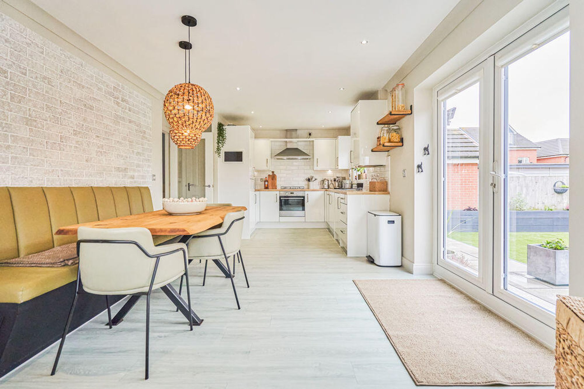 Stirrups Farm Road, Lowton, WA3