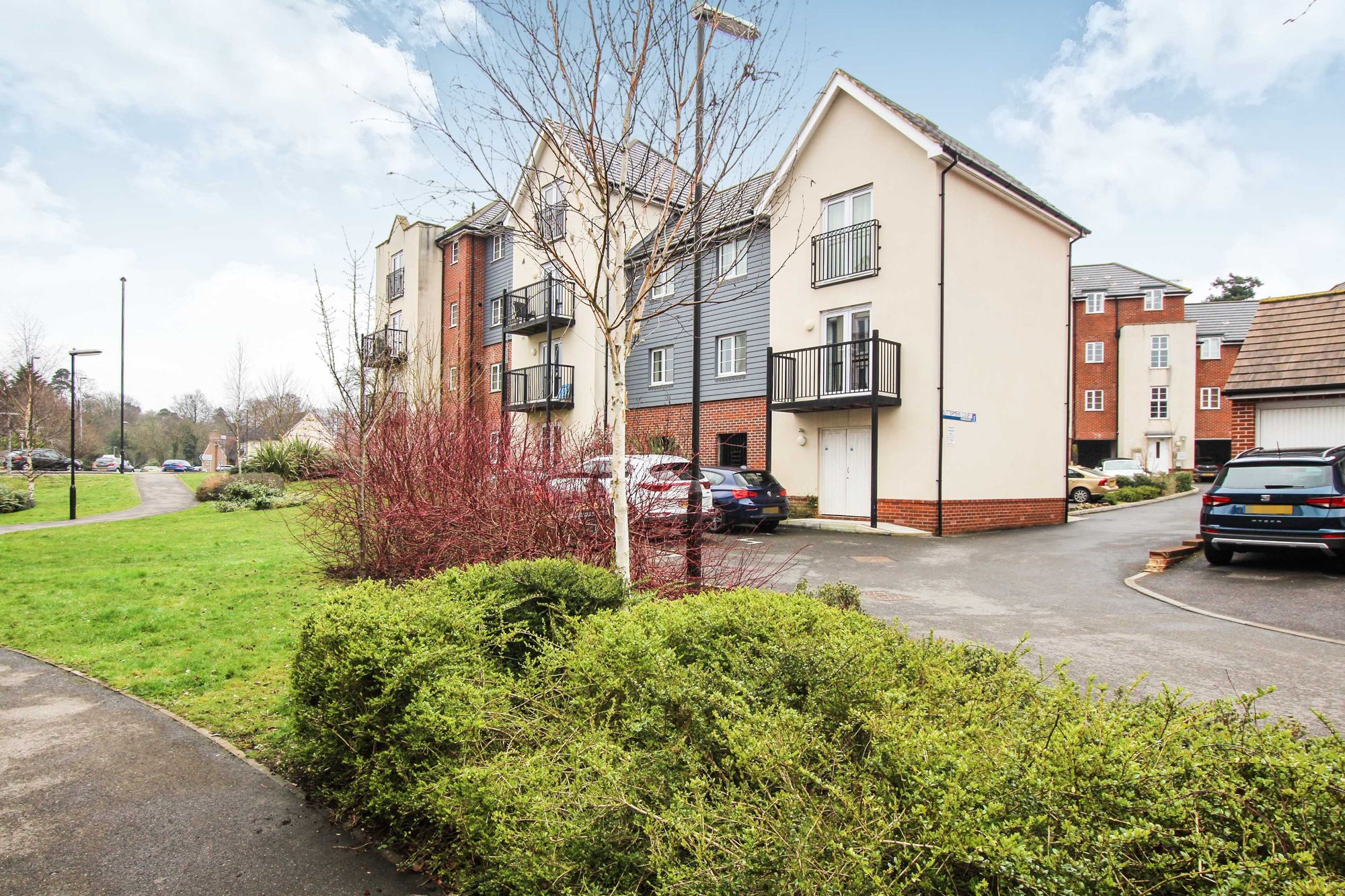 Image for property: 20817ee2-87ca-4391-b160-f18347066483