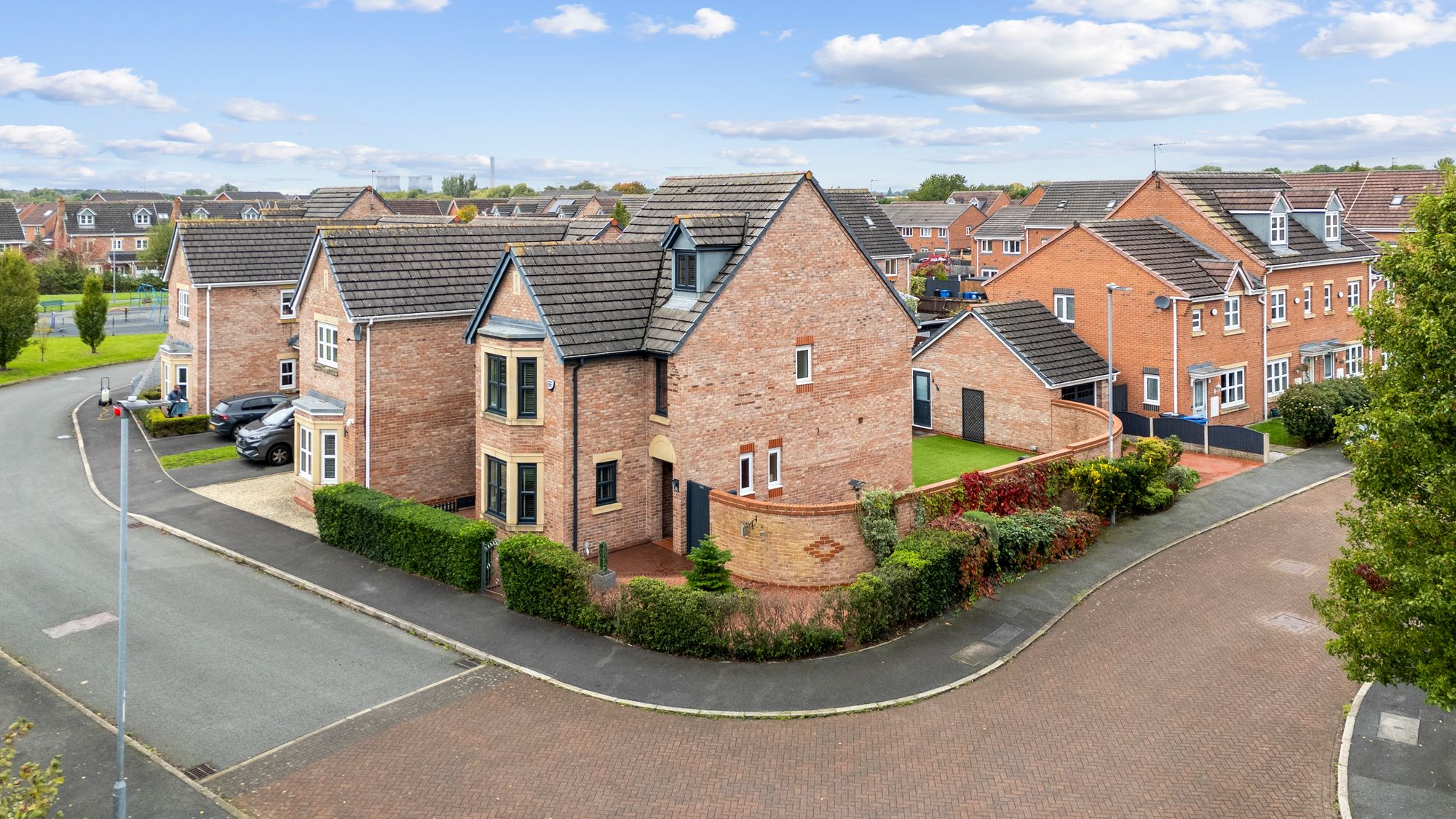 Honeysuckle Avenue, Warrington, WA5