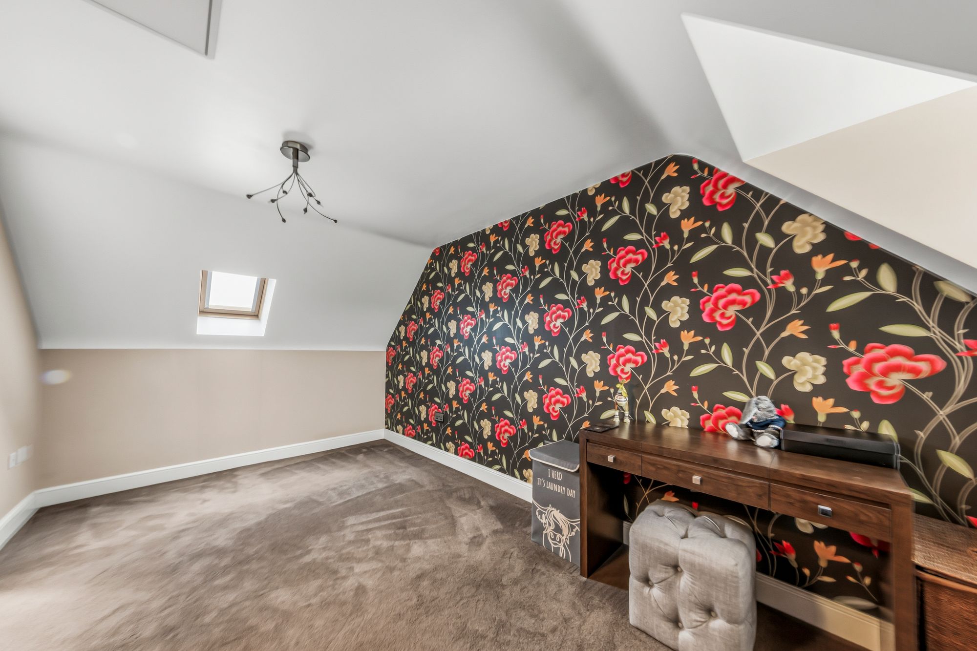 Honeysuckle Avenue, Warrington, WA5
