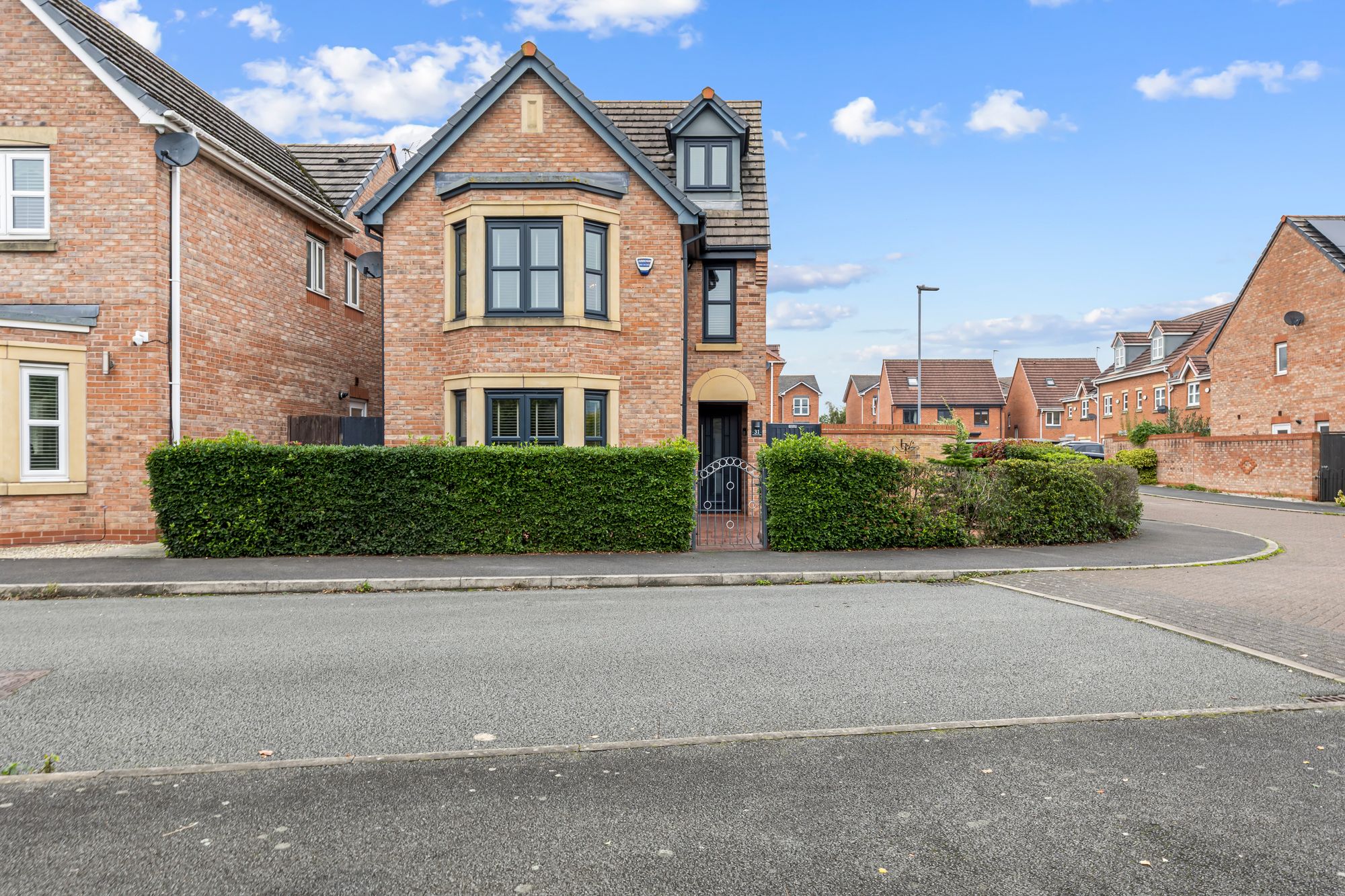 Honeysuckle Avenue, Warrington, WA5