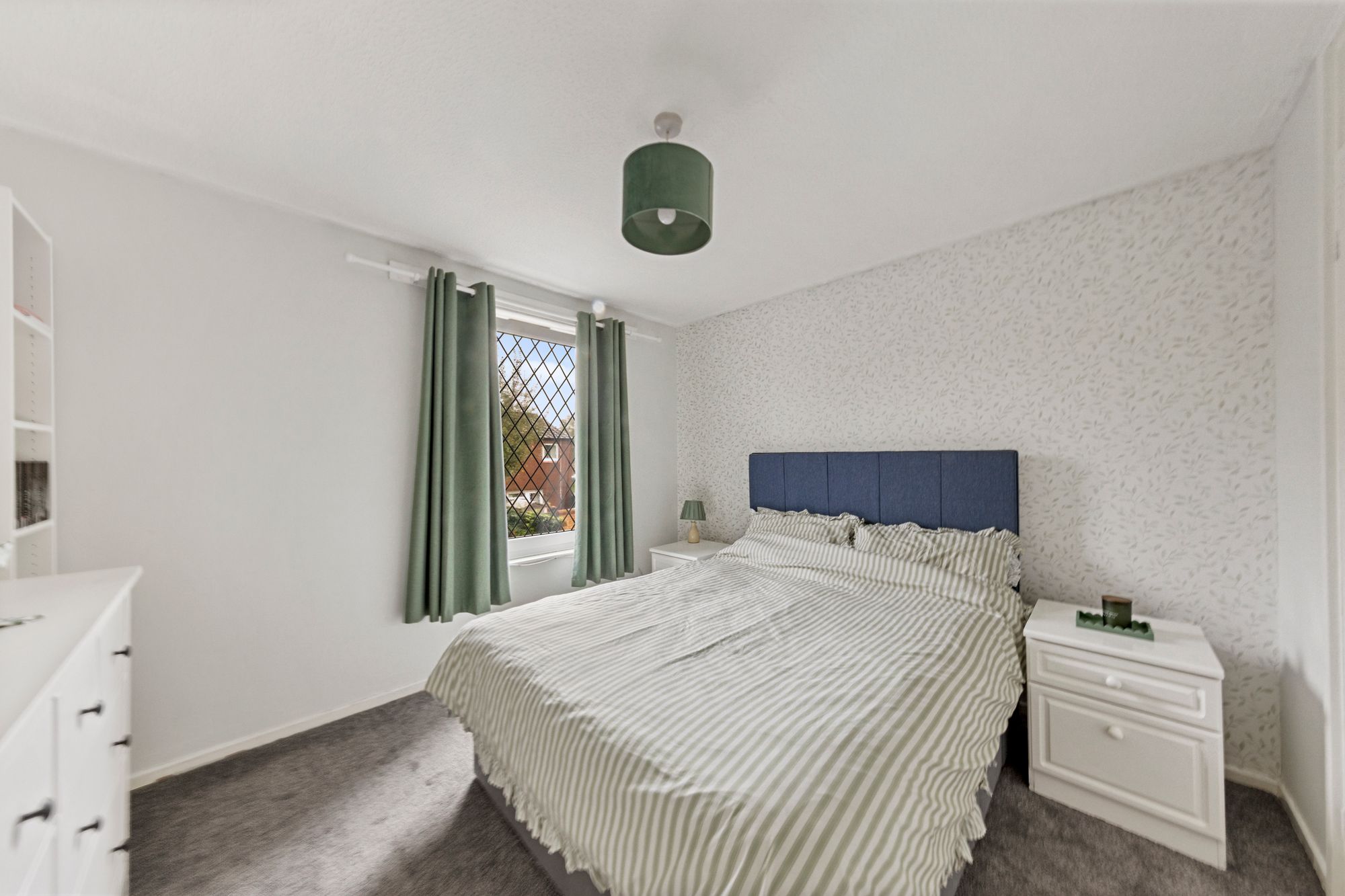 Strawberry Close, Birchwood, WA3