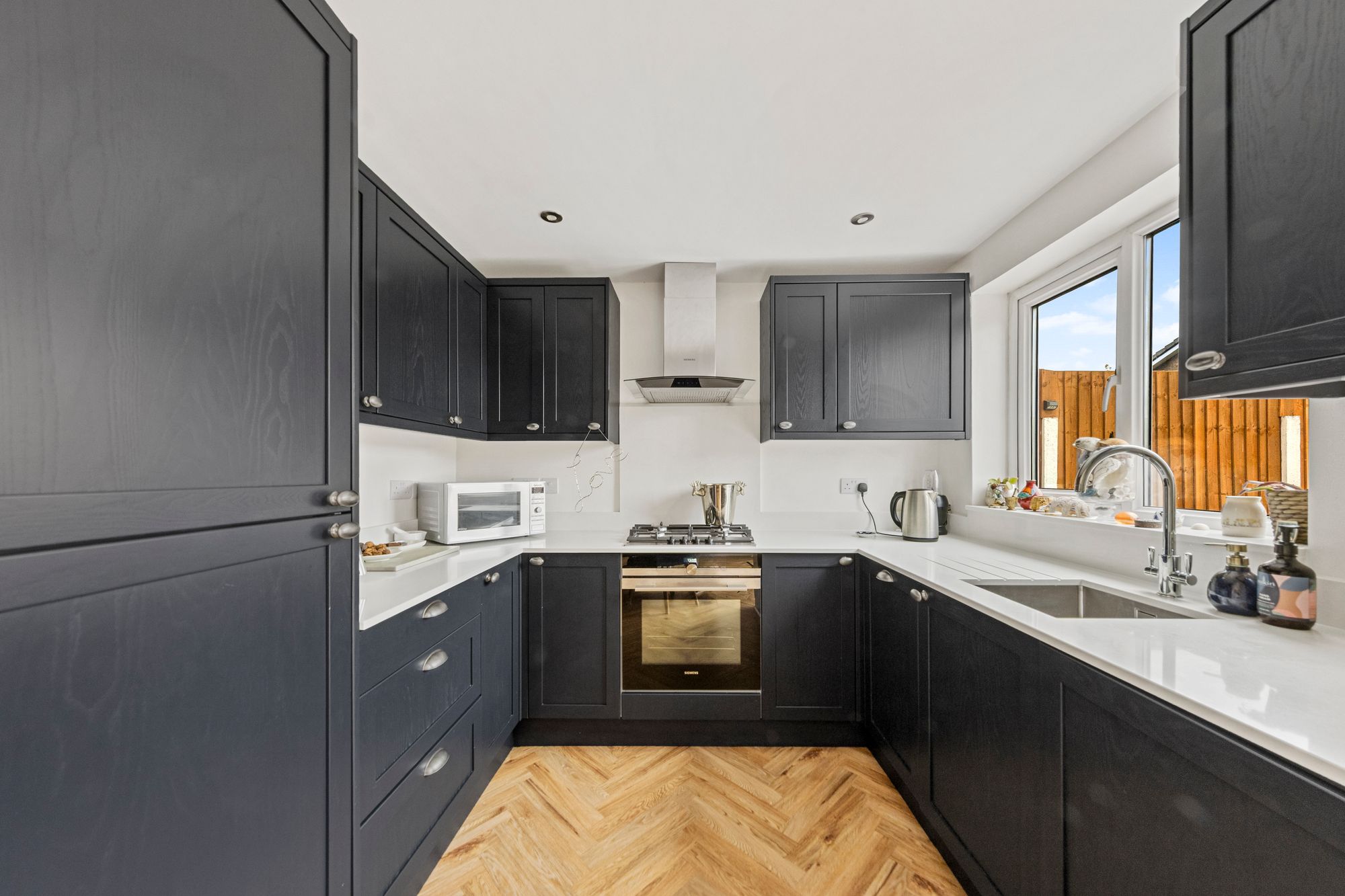 Muirfield Close, Fearnhead, WA2