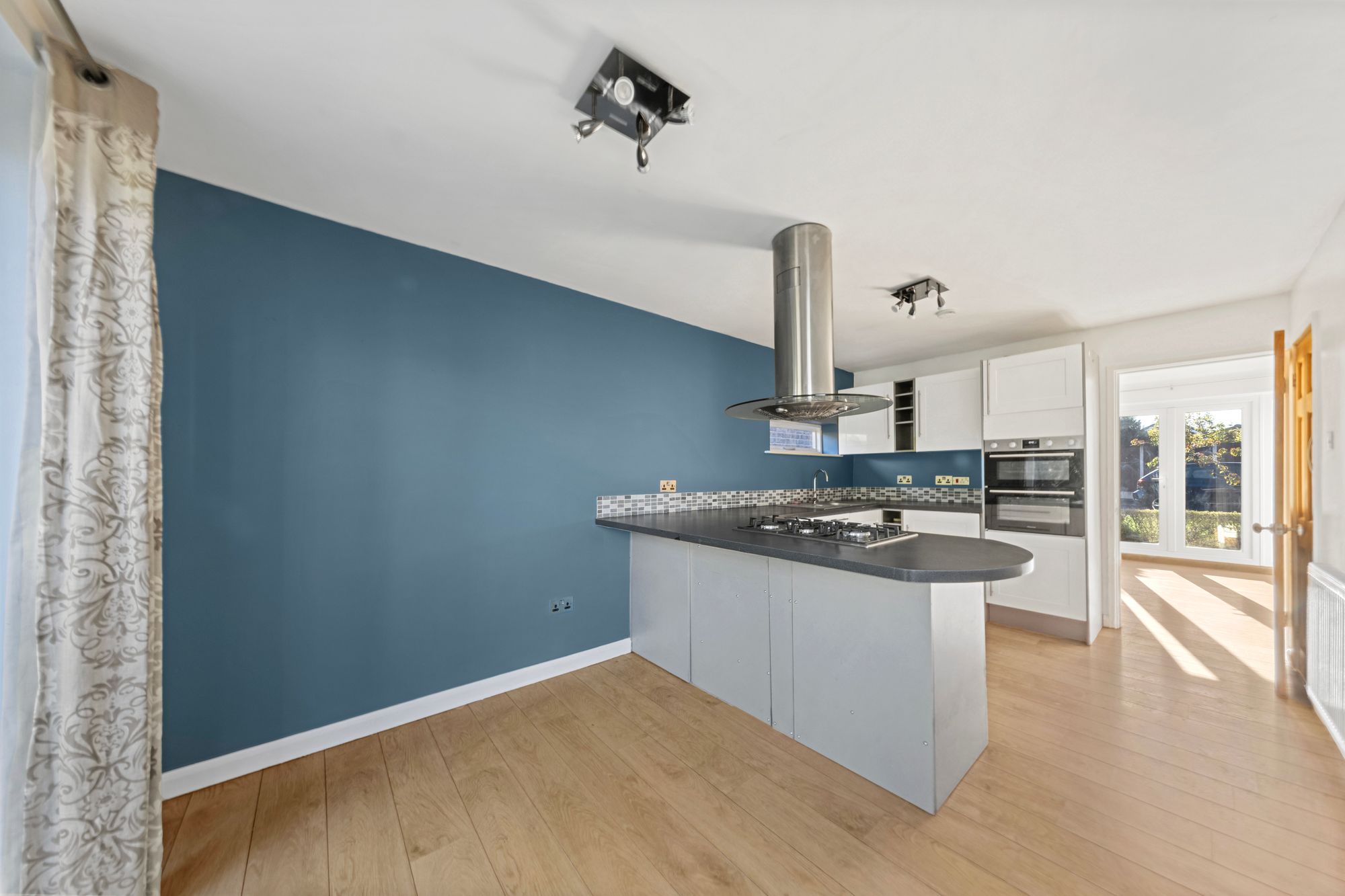 Jackson Avenue, Culcheth, WA3