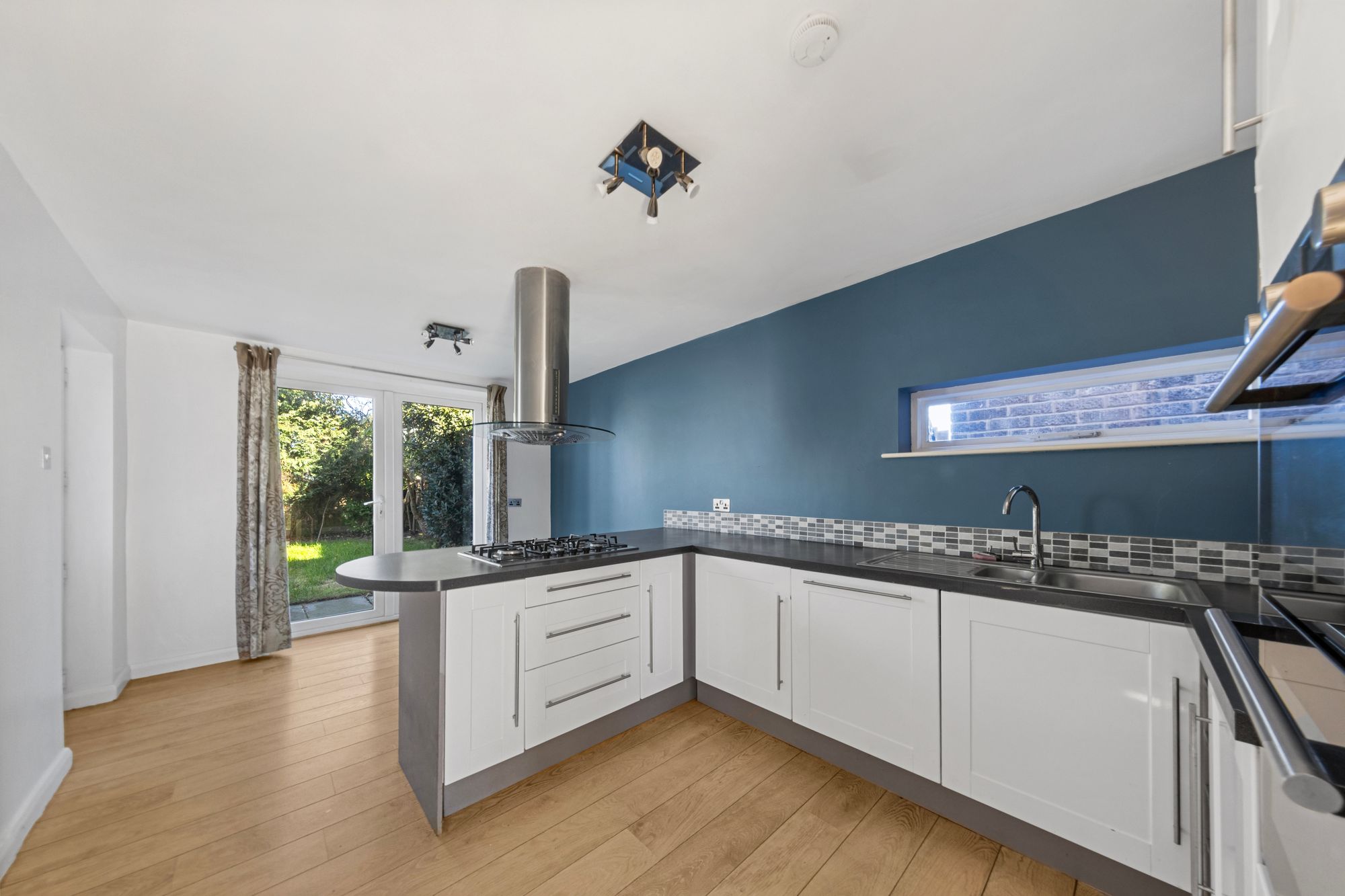 Jackson Avenue, Culcheth, WA3
