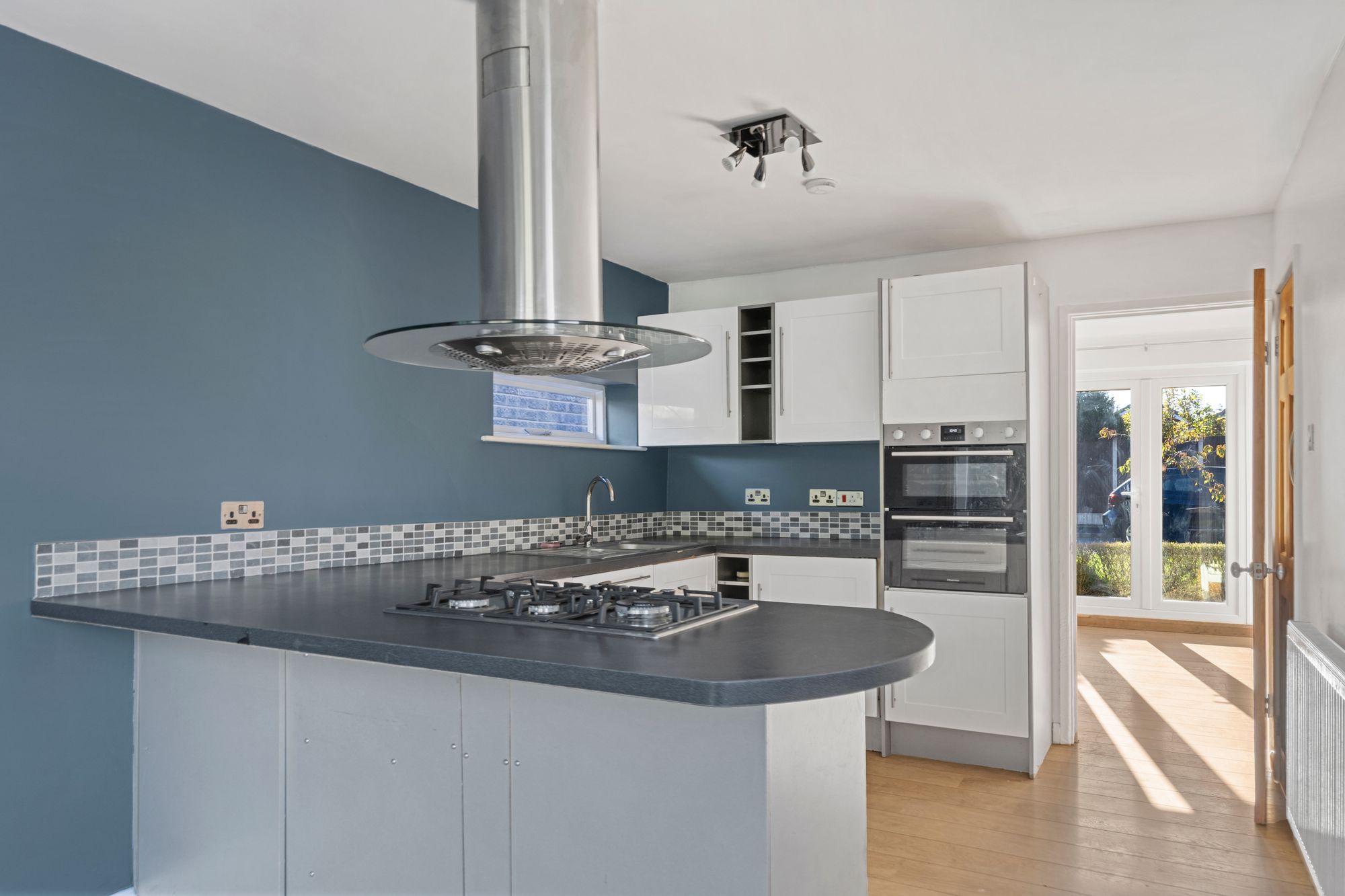 Jackson Avenue, Culcheth, WA3