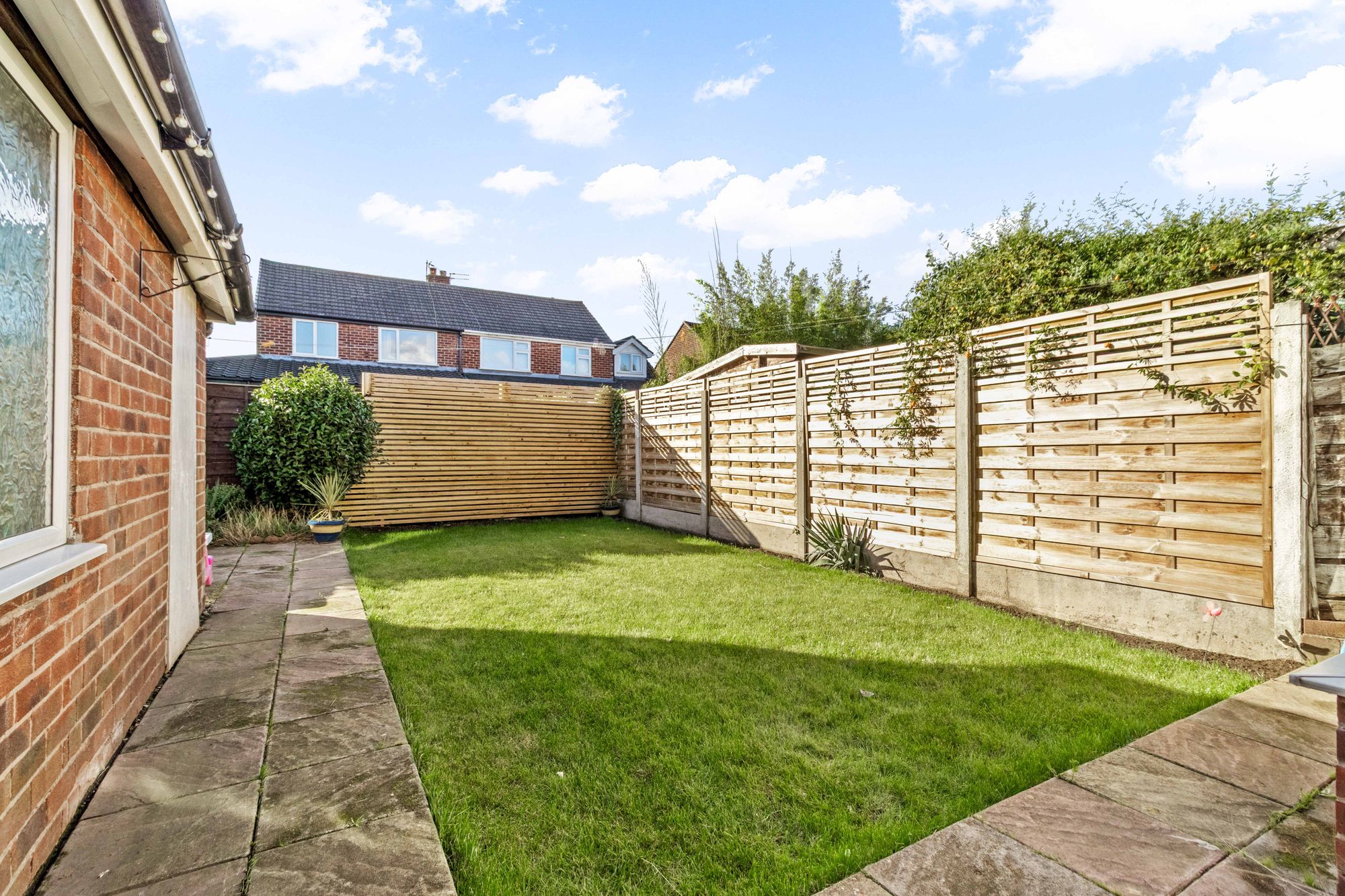 Harlow Close, Thelwall, WA4
