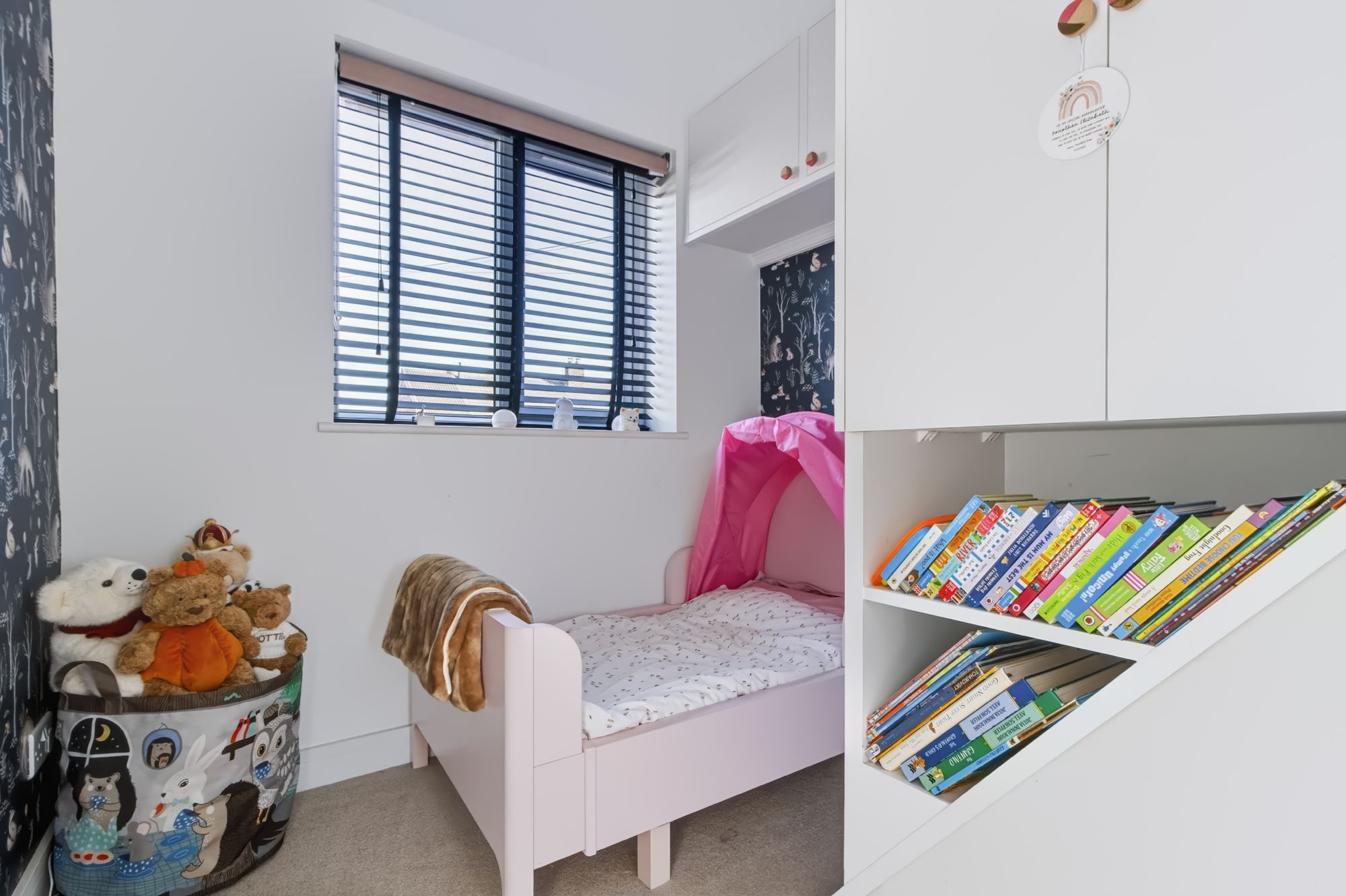 Harlow Close, Thelwall, WA4