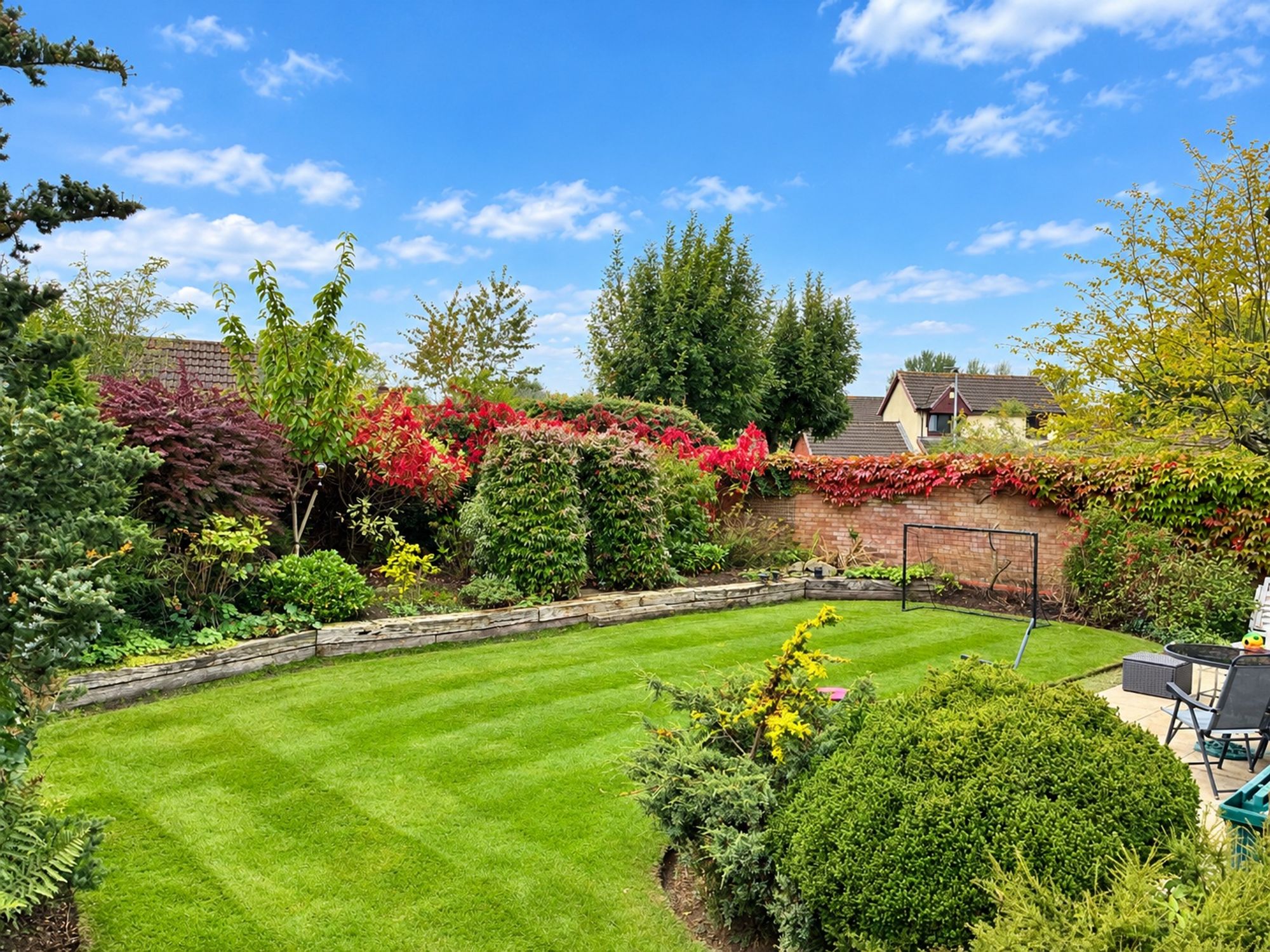 Carrington Close, Birchwood, WA3