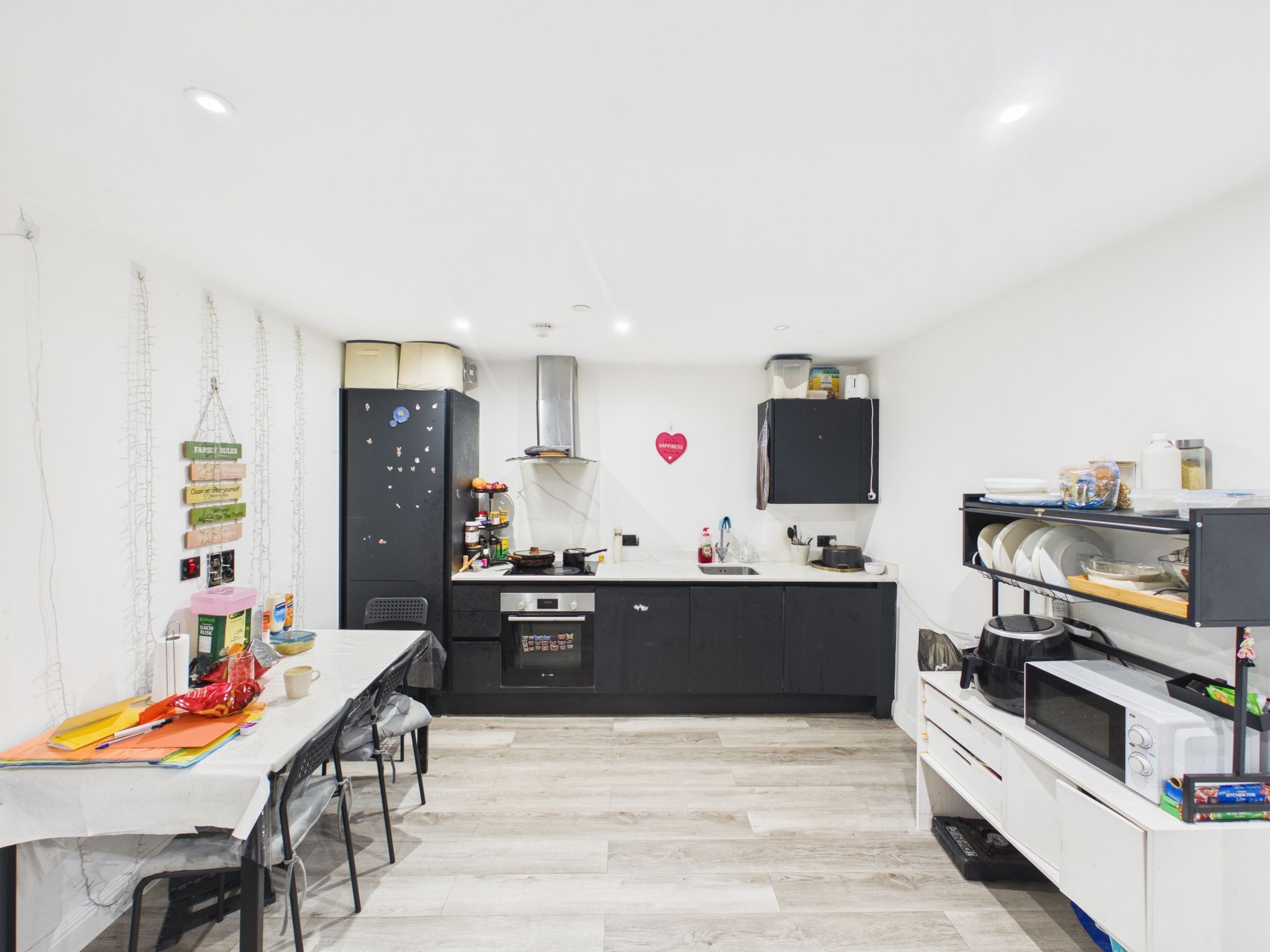 Charles Edward Road, Swan Courtyard, B26