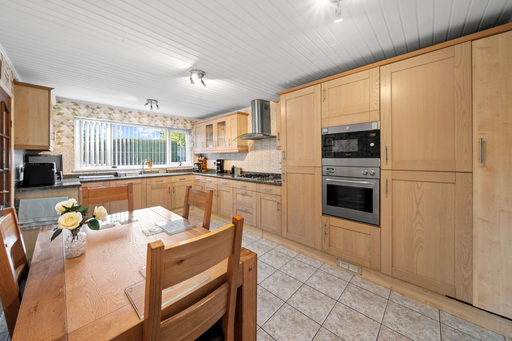 Wigan Road, Golborne, WA3